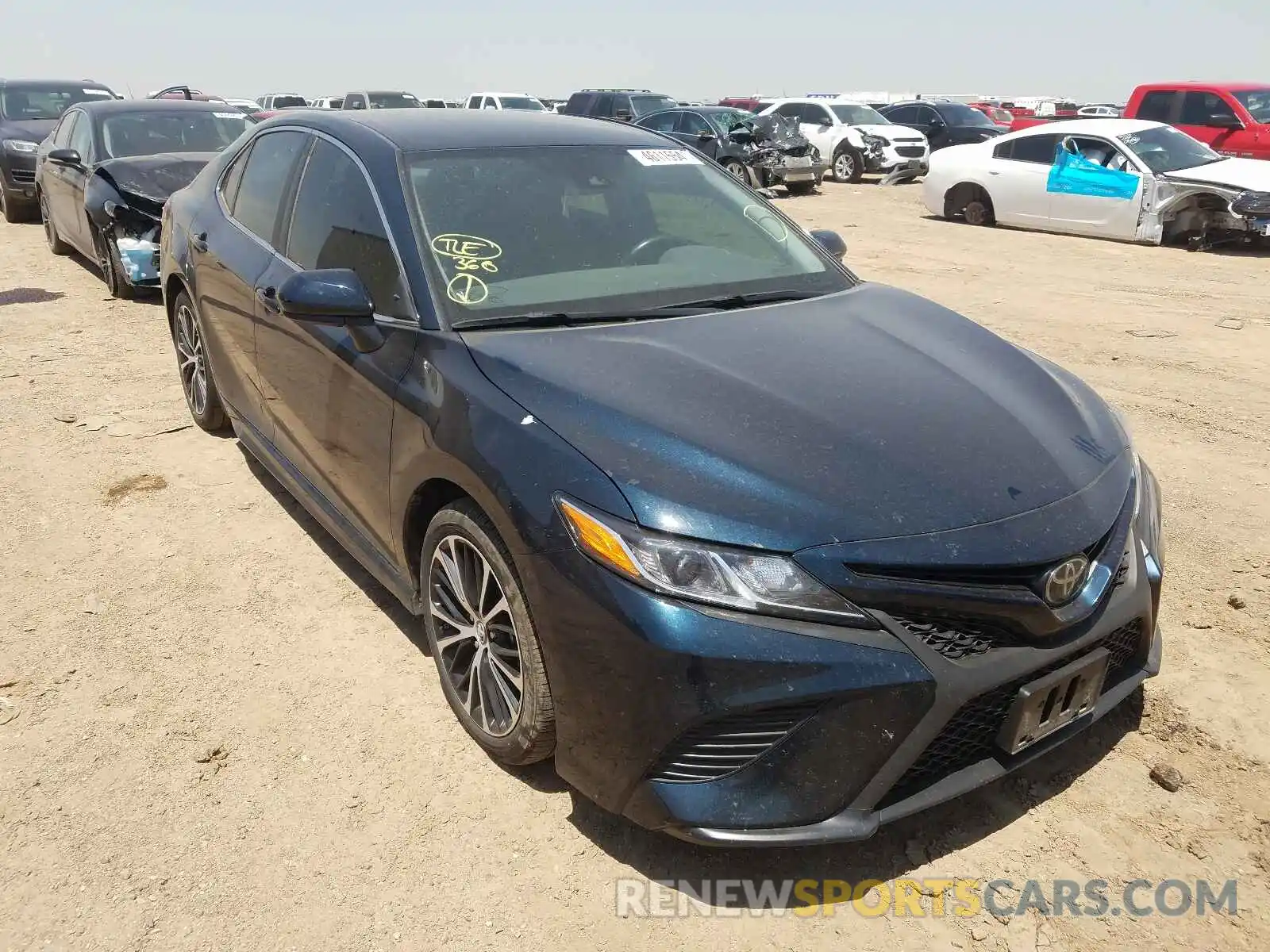 1 Photograph of a damaged car 4T1B11HKXKU763510 TOYOTA CAMRY 2019