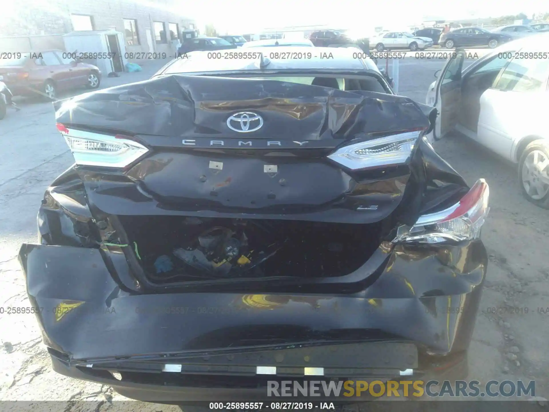 6 Photograph of a damaged car 4T1B11HKXKU765130 TOYOTA CAMRY 2019