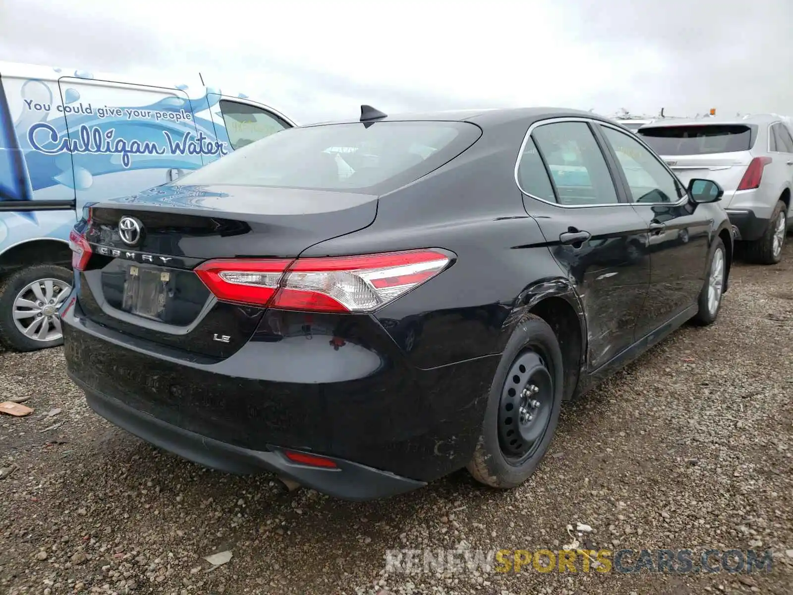 4 Фотография поврежденного автомобиля 4T1B11HKXKU765323 TOYOTA CAMRY 2019