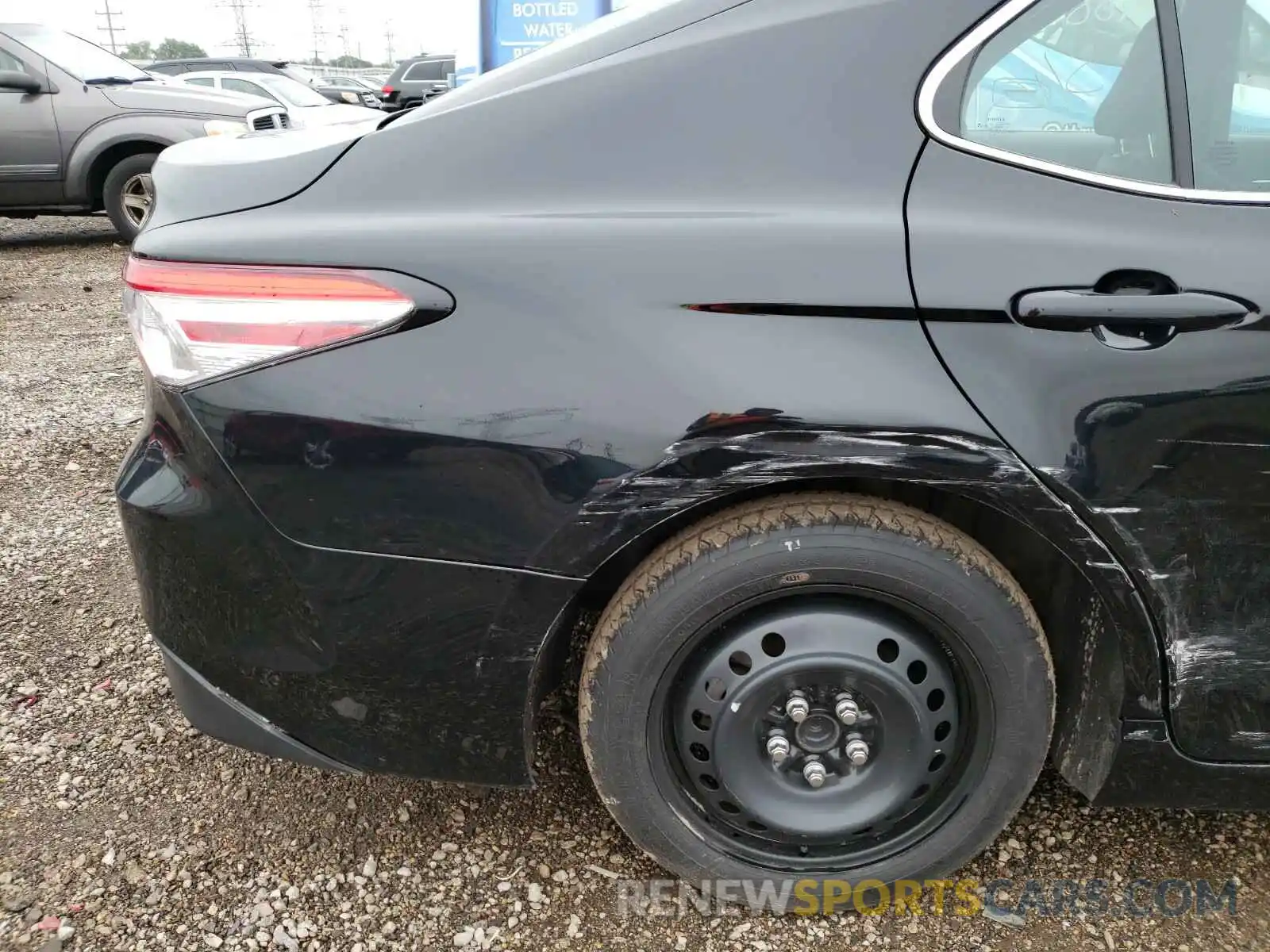 9 Photograph of a damaged car 4T1B11HKXKU765323 TOYOTA CAMRY 2019