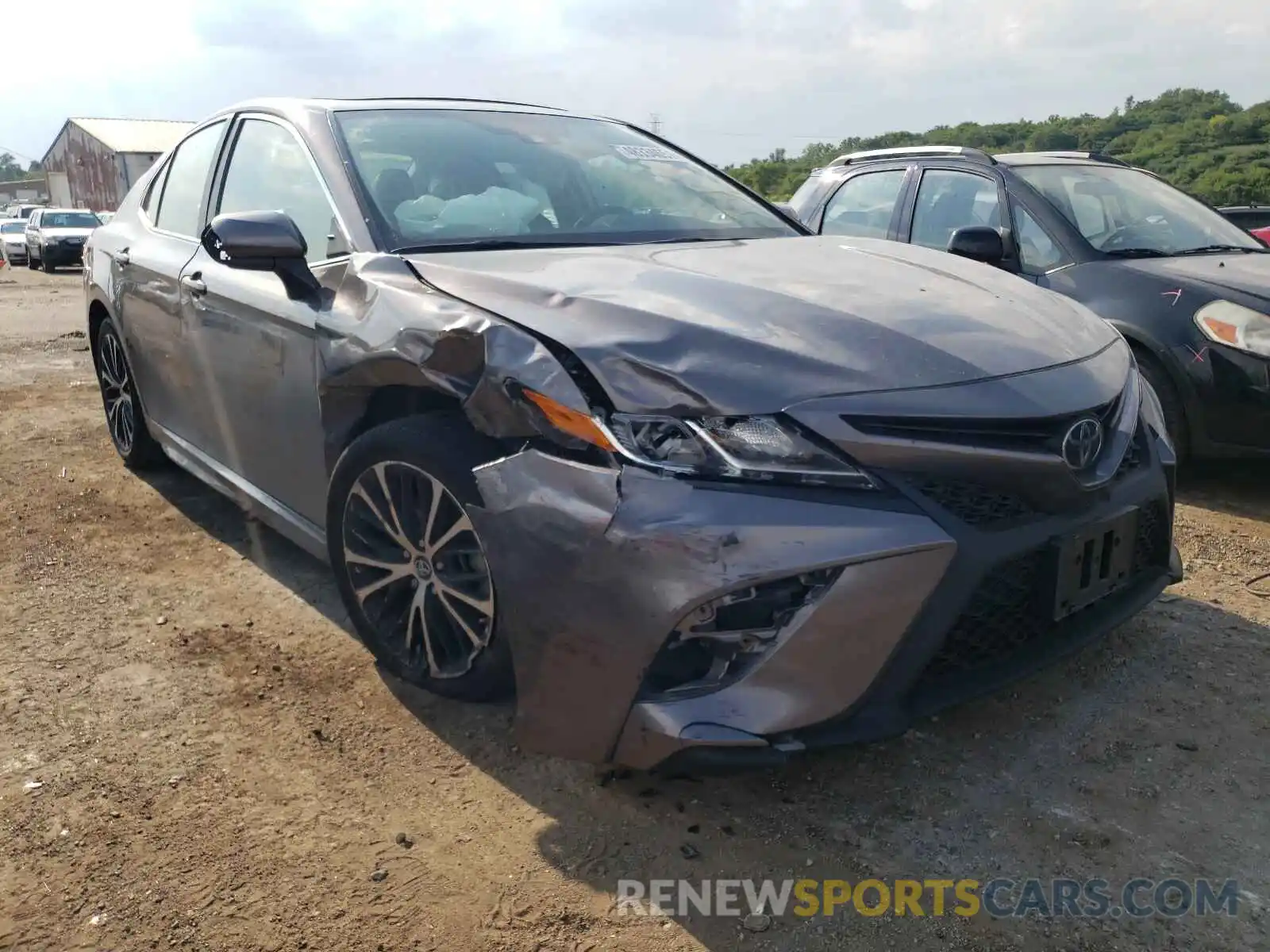 1 Photograph of a damaged car 4T1B11HKXKU765368 TOYOTA CAMRY 2019