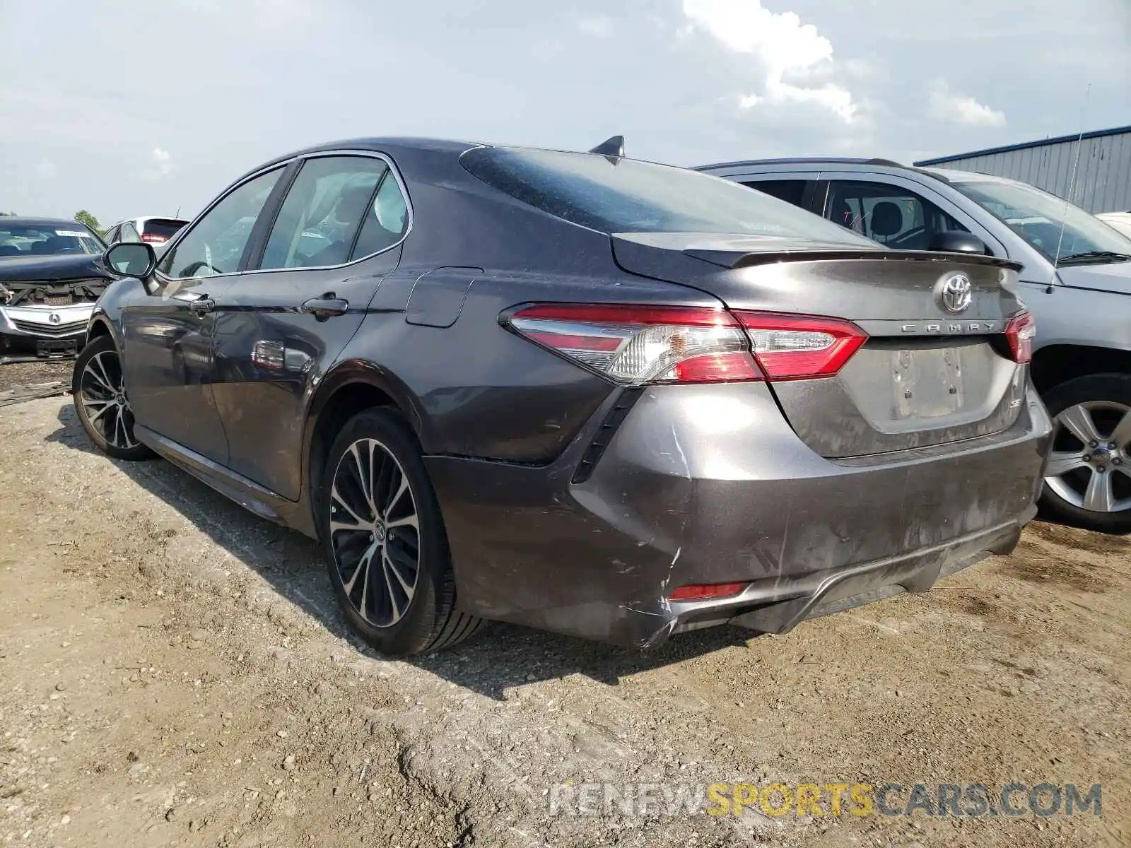 3 Фотография поврежденного автомобиля 4T1B11HKXKU765368 TOYOTA CAMRY 2019