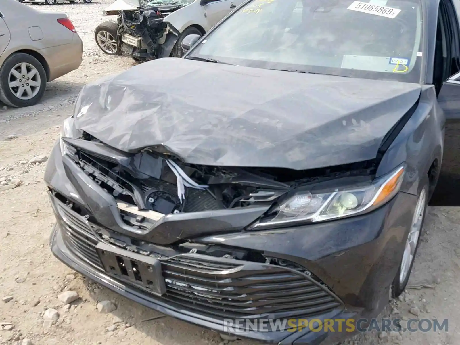 9 Photograph of a damaged car 4T1B11HKXKU765516 TOYOTA CAMRY 2019