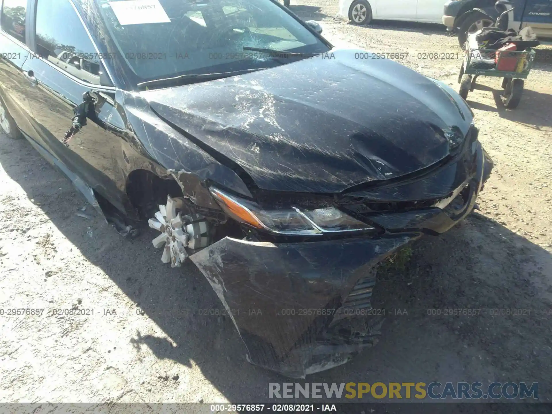 6 Photograph of a damaged car 4T1B11HKXKU765869 TOYOTA CAMRY 2019