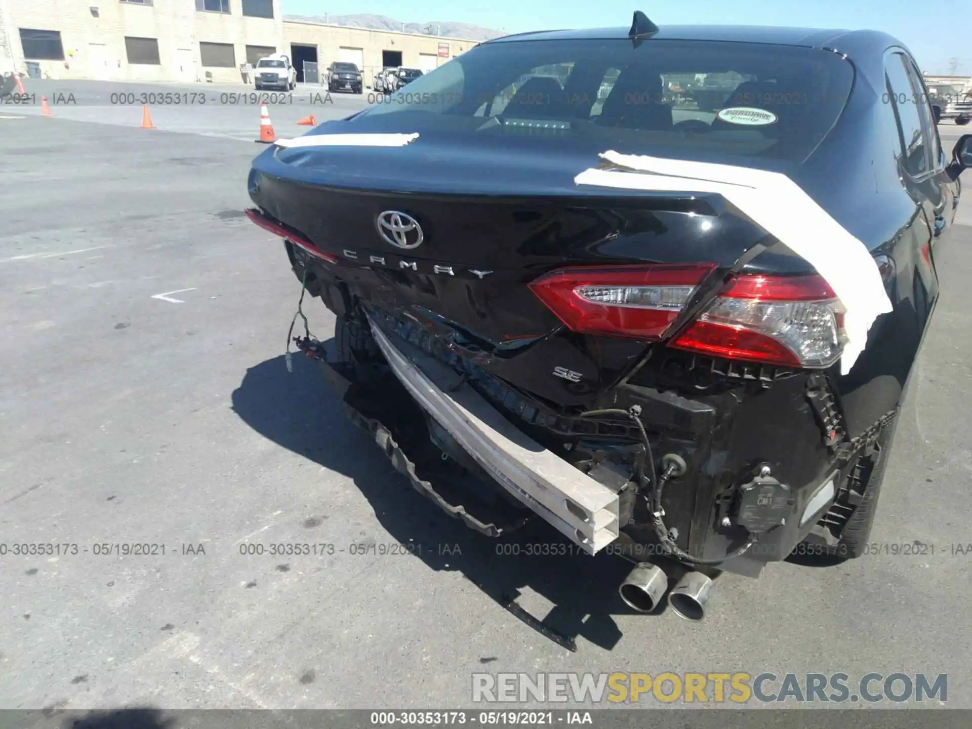 6 Photograph of a damaged car 4T1B11HKXKU766097 TOYOTA CAMRY 2019