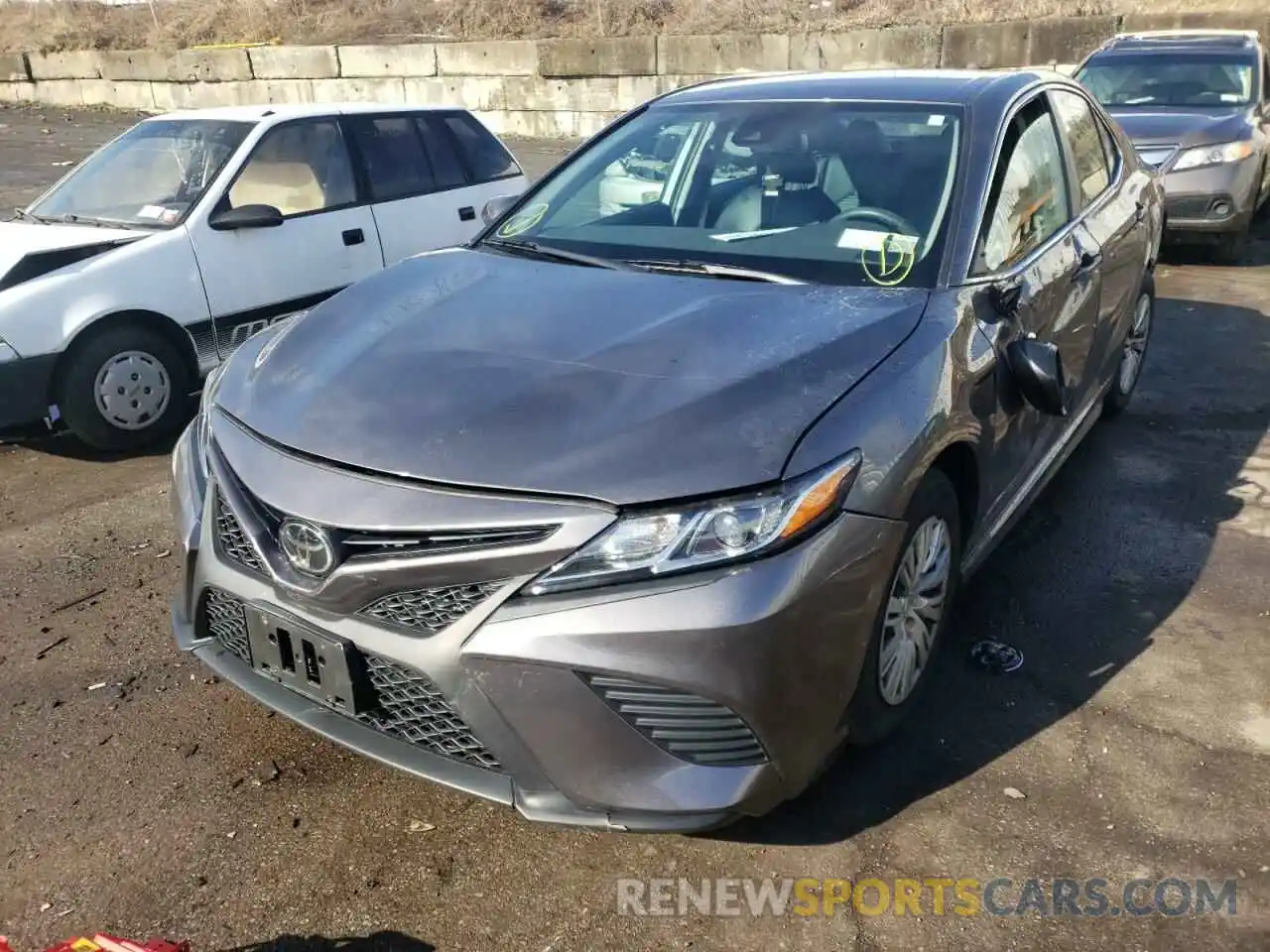 2 Photograph of a damaged car 4T1B11HKXKU766276 TOYOTA CAMRY 2019