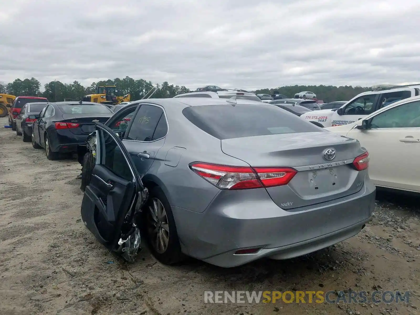 3 Photograph of a damaged car 4T1B11HKXKU766780 TOYOTA CAMRY 2019