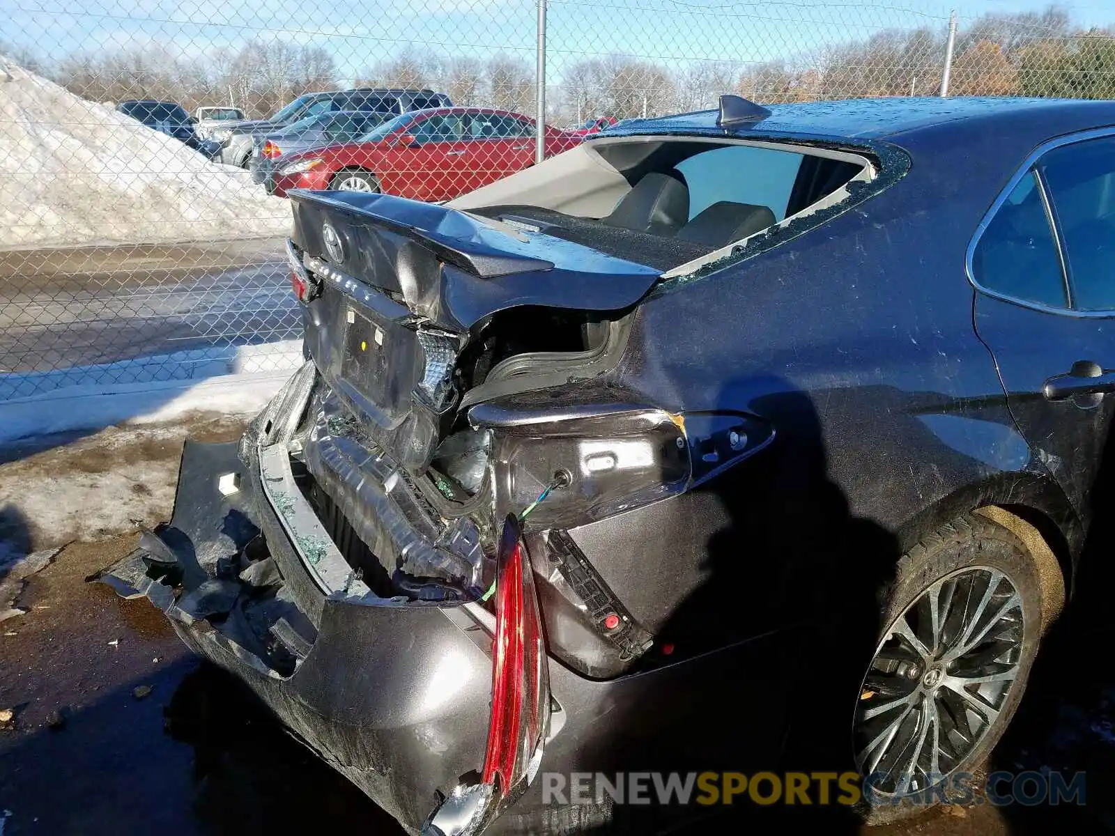 9 Photograph of a damaged car 4T1B11HKXKU767749 TOYOTA CAMRY 2019