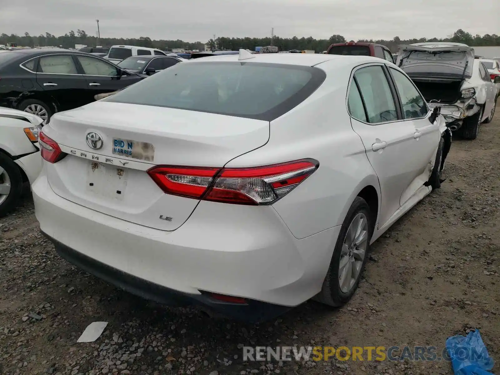 4 Photograph of a damaged car 4T1B11HKXKU769789 TOYOTA CAMRY 2019