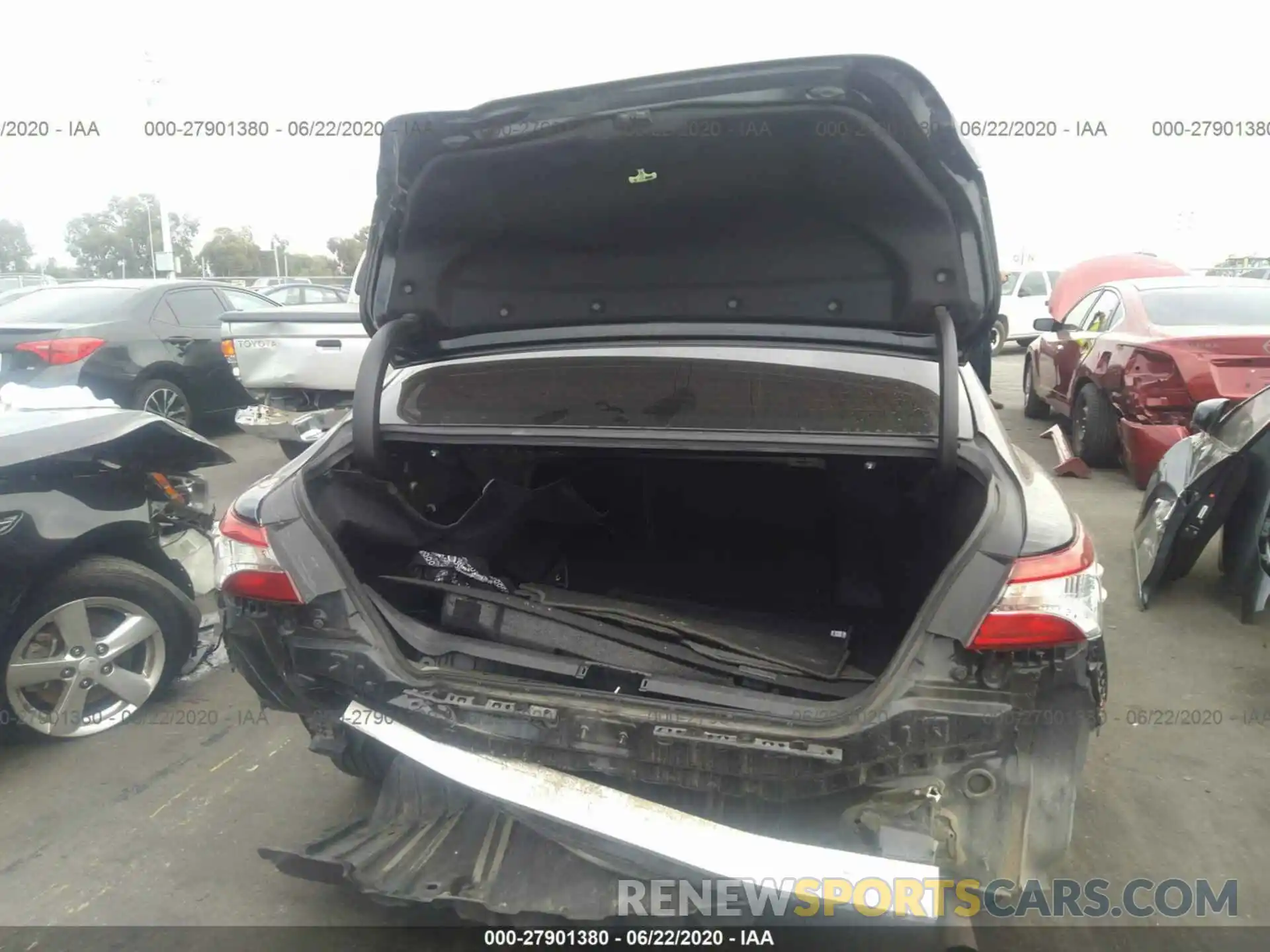 6 Фотография поврежденного автомобиля 4T1B11HKXKU770506 TOYOTA CAMRY 2019