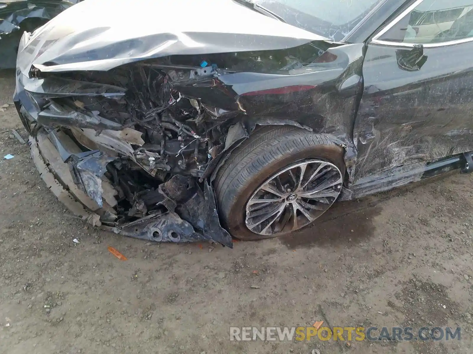 9 Photograph of a damaged car 4T1B11HKXKU771560 TOYOTA CAMRY 2019