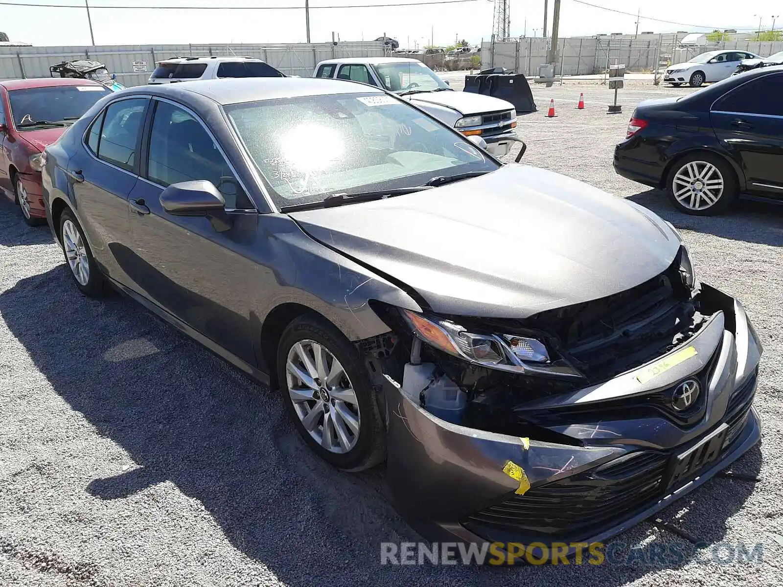 1 Photograph of a damaged car 4T1B11HKXKU771607 TOYOTA CAMRY 2019