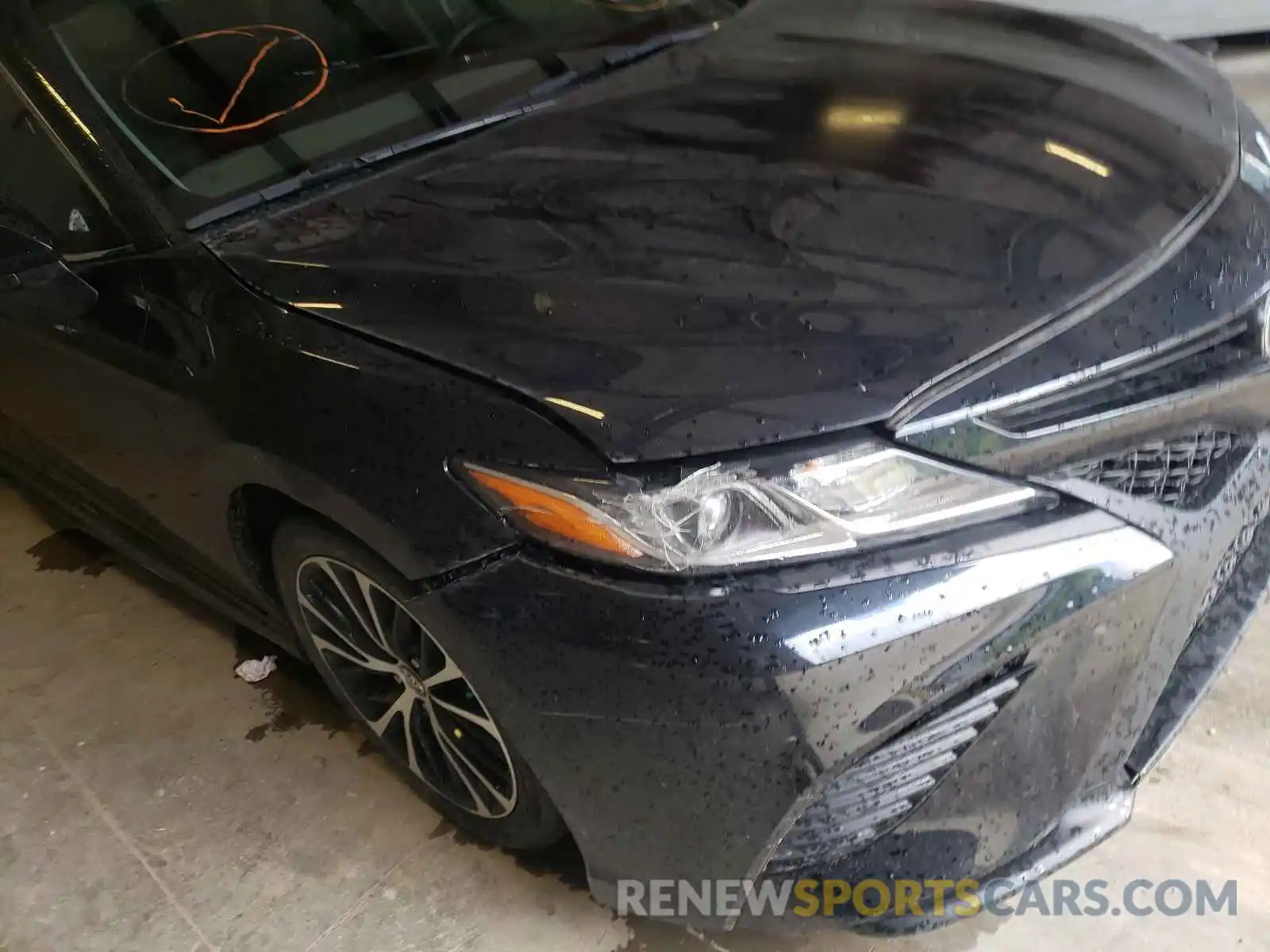 9 Photograph of a damaged car 4T1B11HKXKU773504 TOYOTA CAMRY 2019