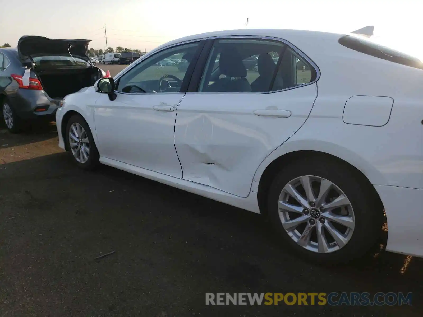 9 Photograph of a damaged car 4T1B11HKXKU773664 TOYOTA CAMRY 2019