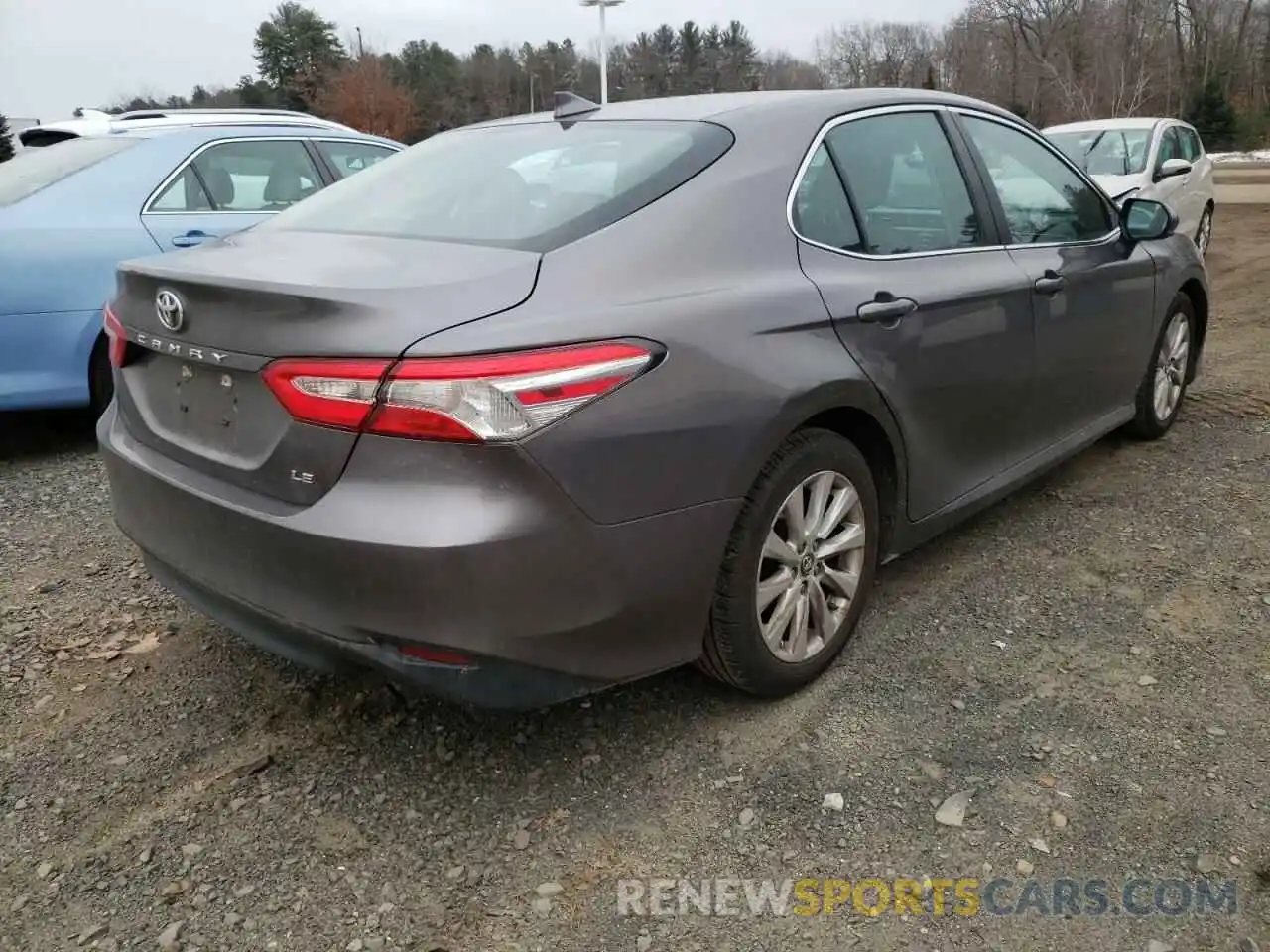 4 Photograph of a damaged car 4T1B11HKXKU773728 TOYOTA CAMRY 2019