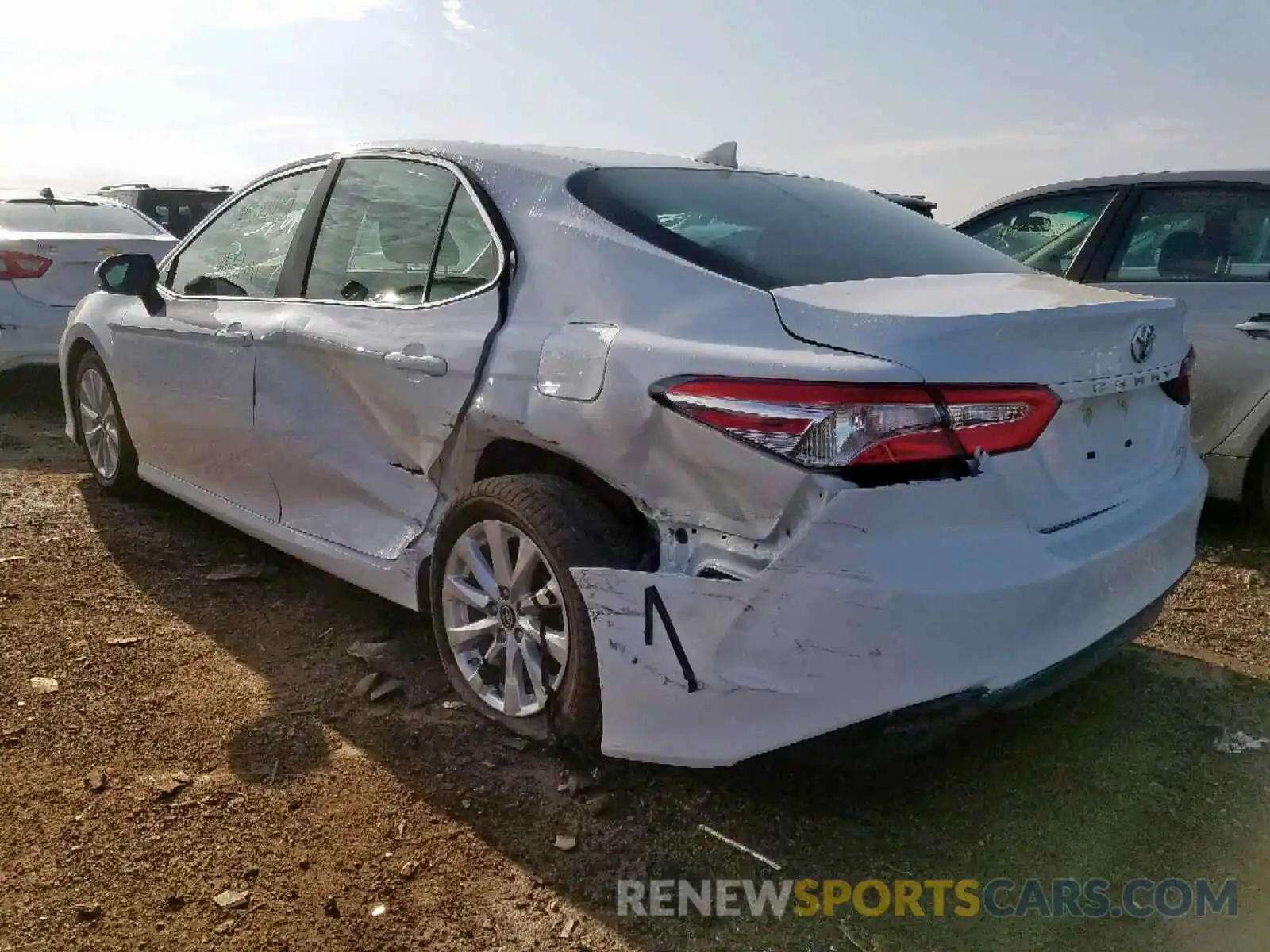 3 Photograph of a damaged car 4T1B11HKXKU774622 TOYOTA CAMRY 2019