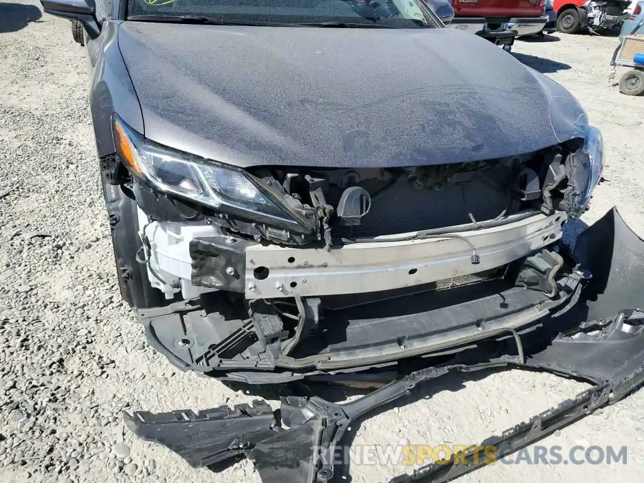 9 Photograph of a damaged car 4T1B11HKXKU775396 TOYOTA CAMRY 2019