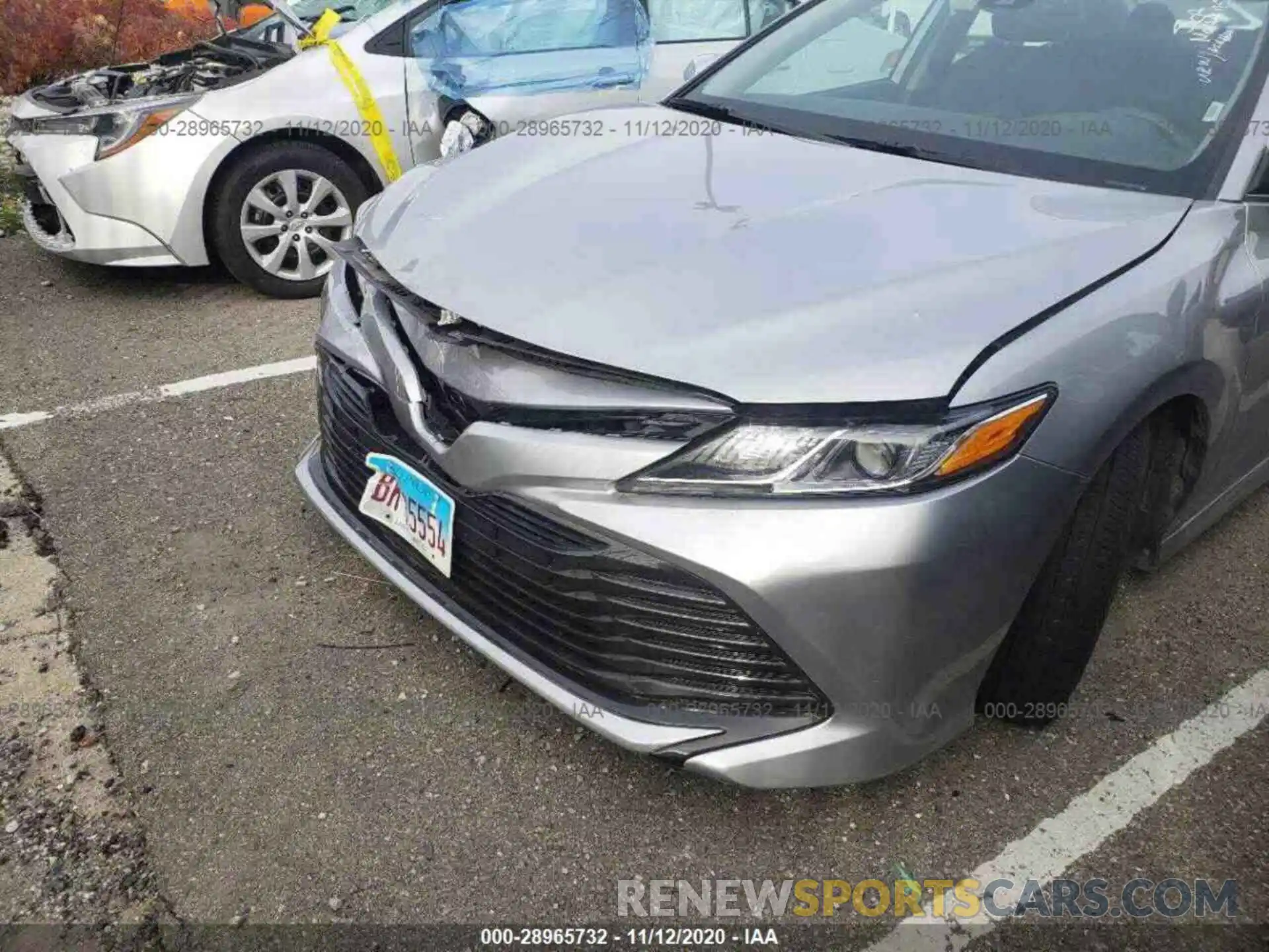 12 Photograph of a damaged car 4T1B11HKXKU776984 TOYOTA CAMRY 2019