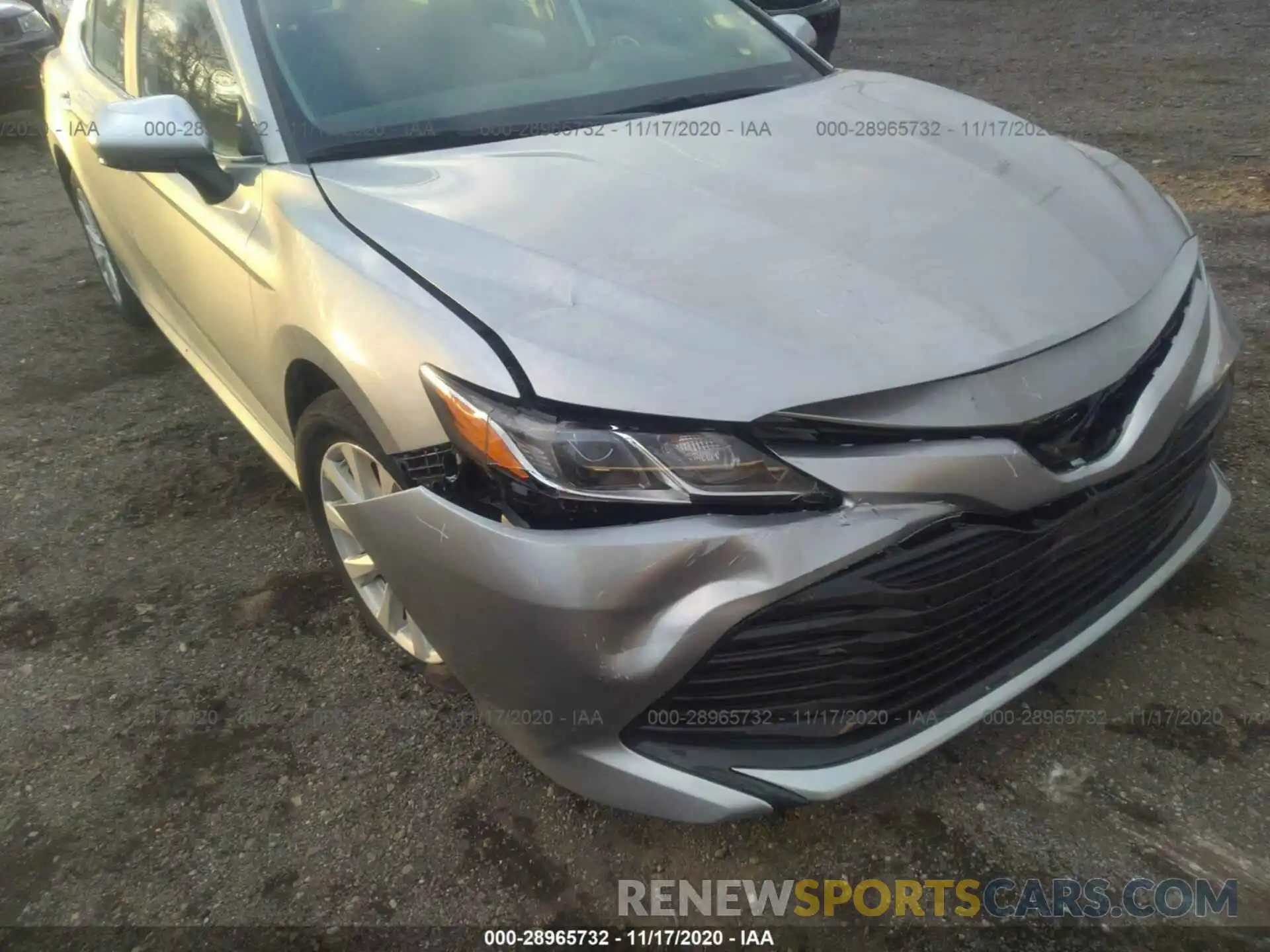 6 Photograph of a damaged car 4T1B11HKXKU776984 TOYOTA CAMRY 2019