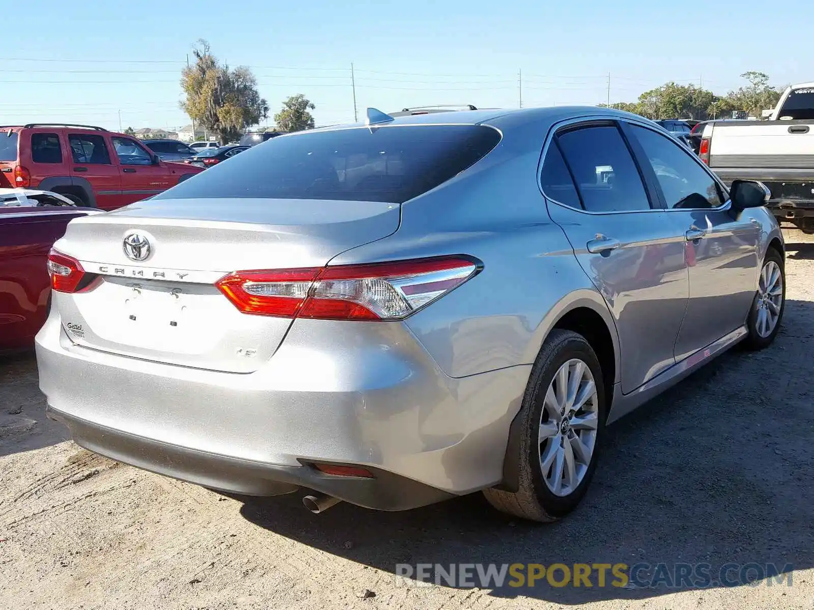 4 Photograph of a damaged car 4T1B11HKXKU778315 TOYOTA CAMRY 2019