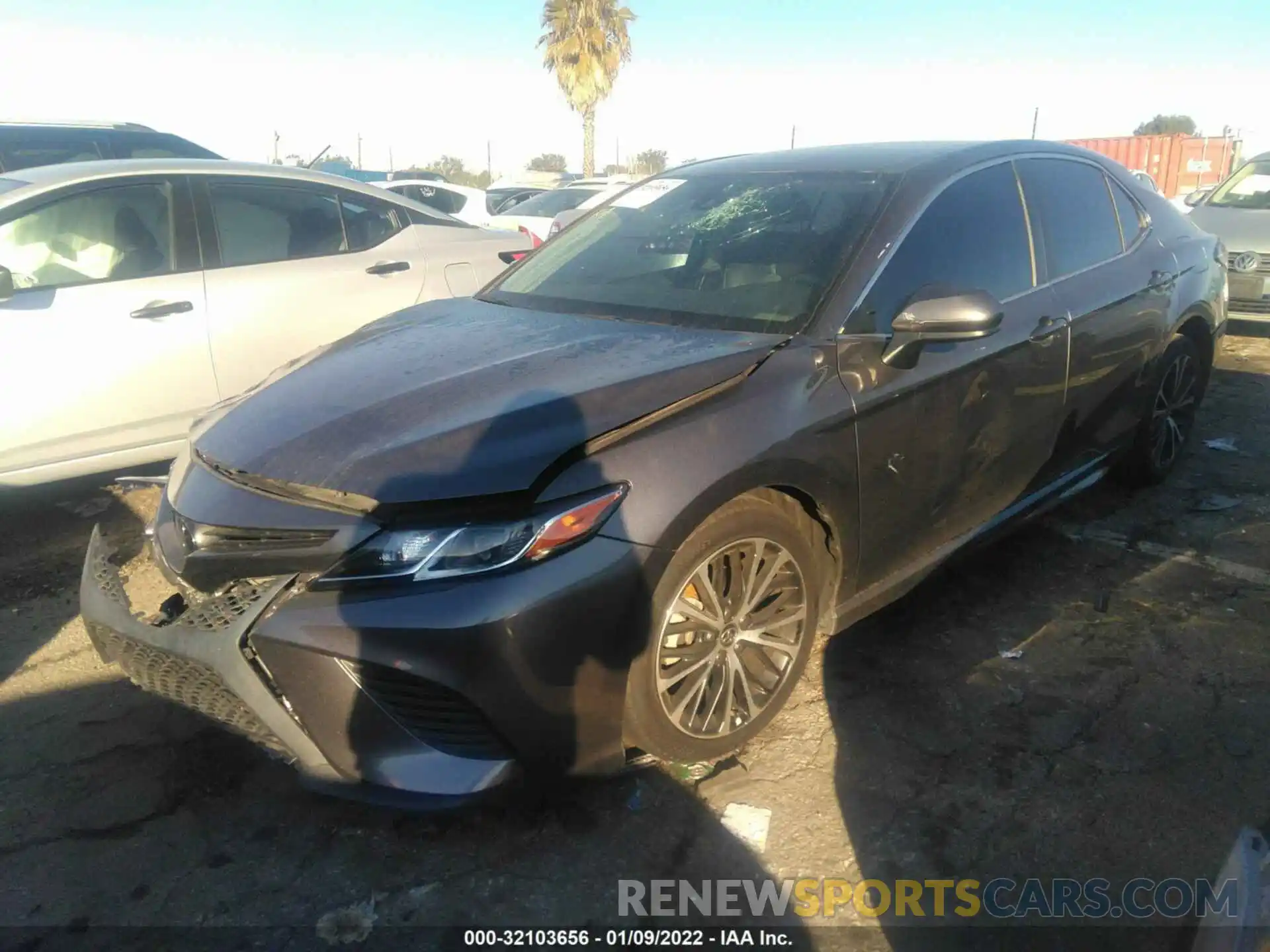 2 Photograph of a damaged car 4T1B11HKXKU778816 TOYOTA CAMRY 2019