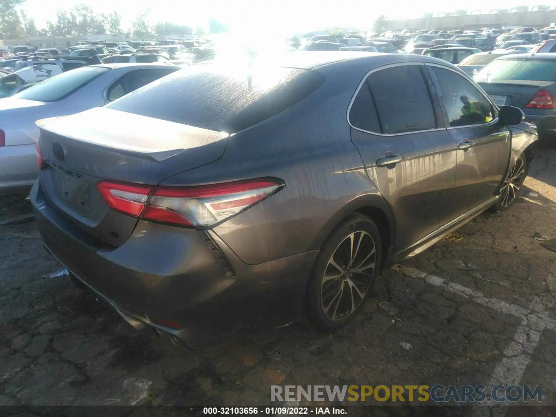 4 Photograph of a damaged car 4T1B11HKXKU778816 TOYOTA CAMRY 2019