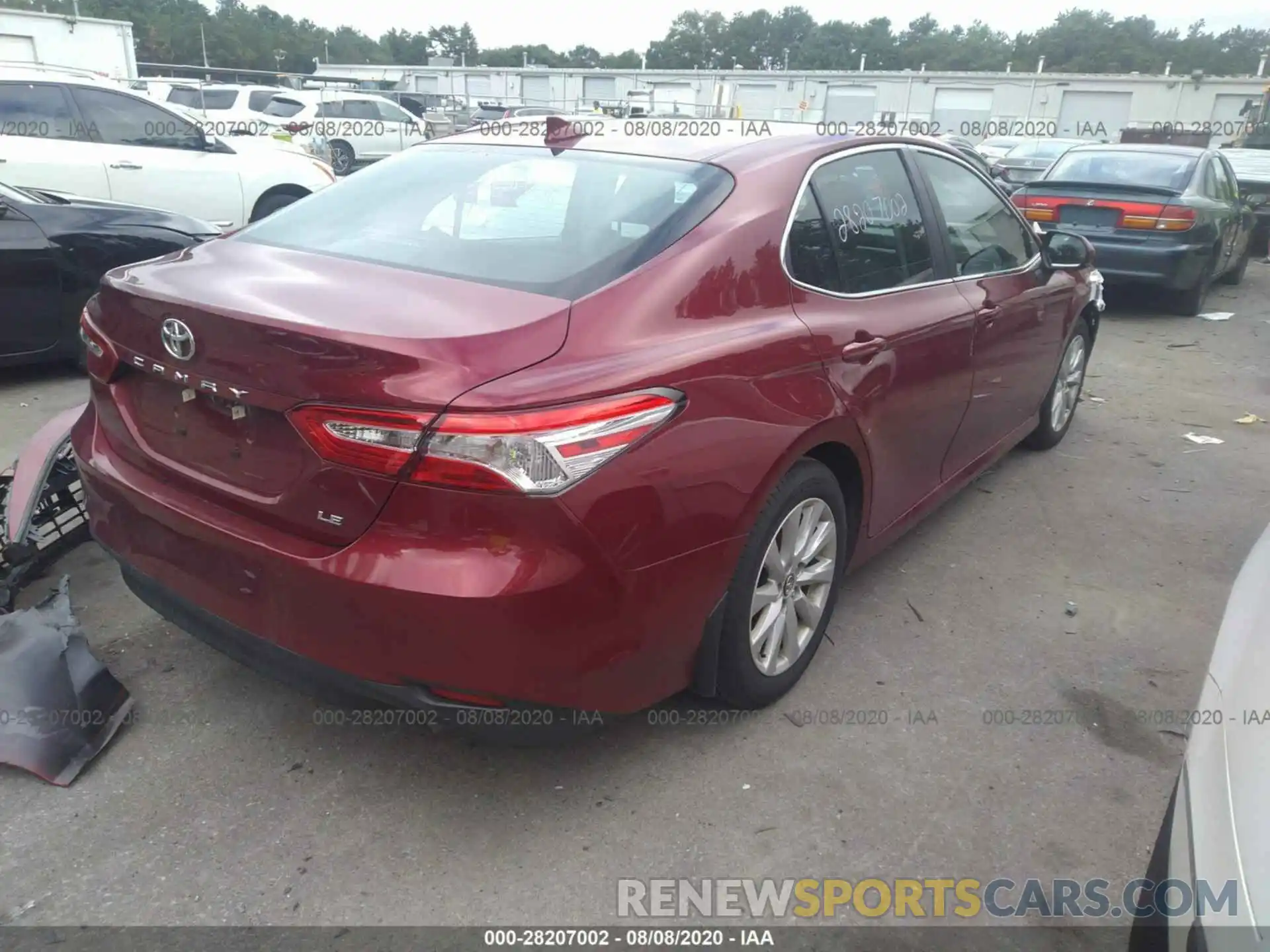 4 Photograph of a damaged car 4T1B11HKXKU780730 TOYOTA CAMRY 2019