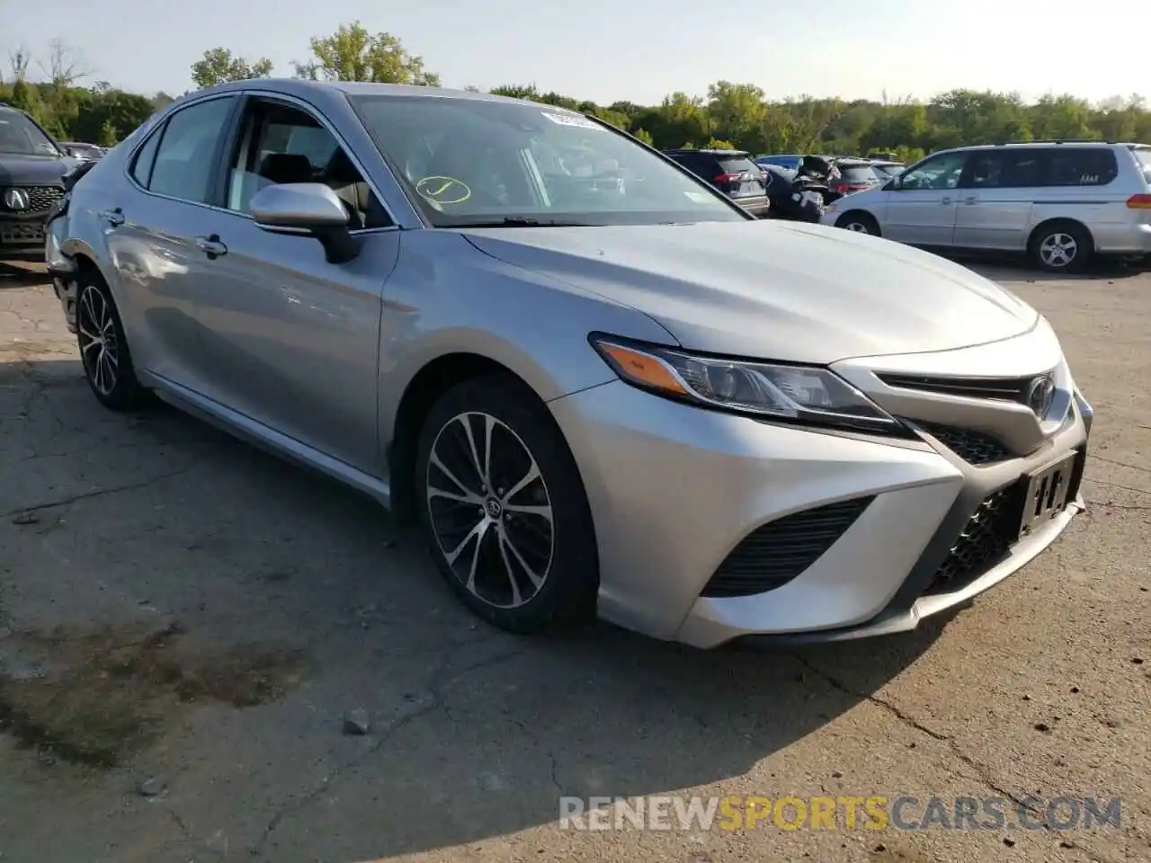 1 Photograph of a damaged car 4T1B11HKXKU781439 TOYOTA CAMRY 2019