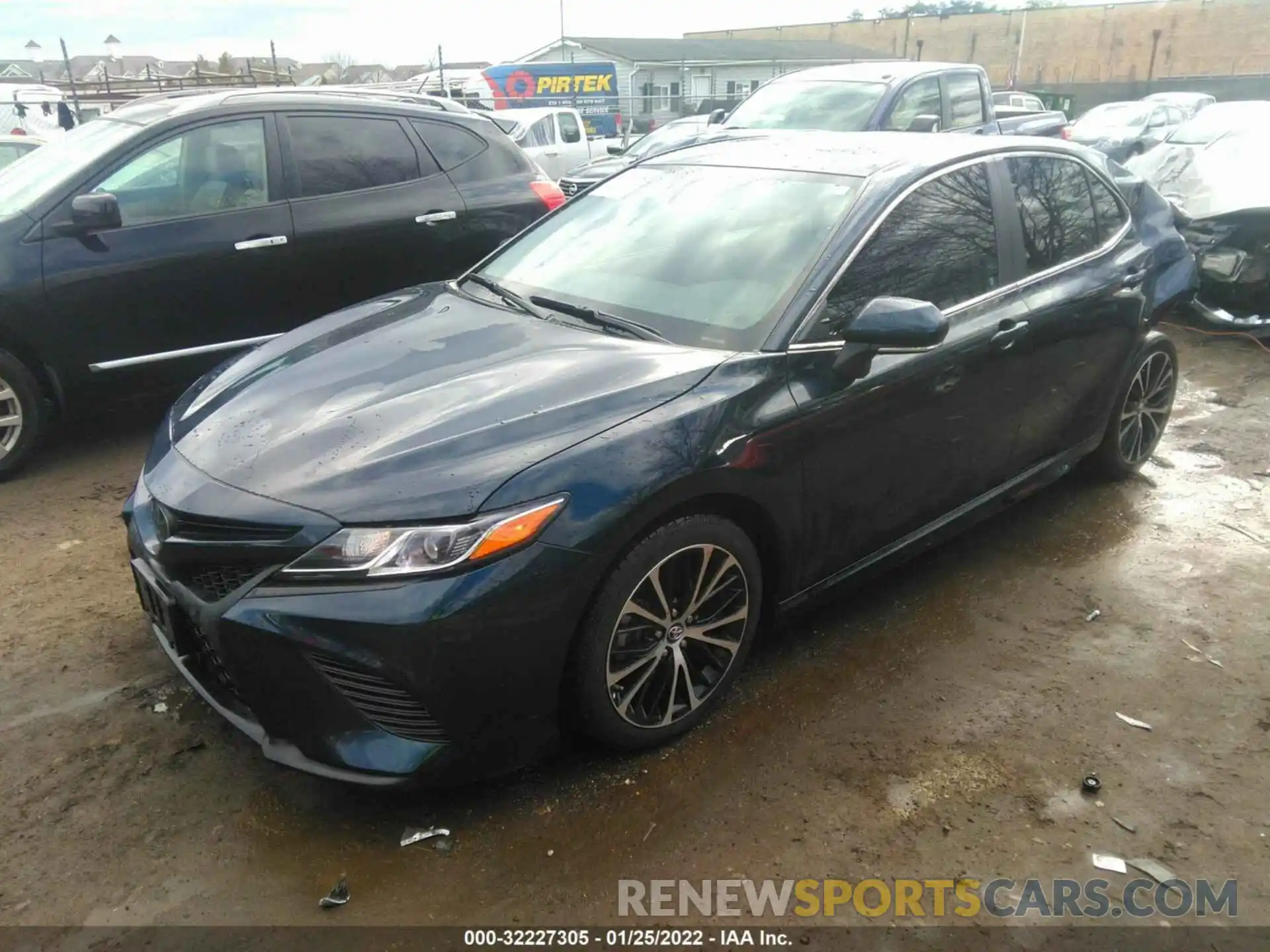 2 Photograph of a damaged car 4T1B11HKXKU782588 TOYOTA CAMRY 2019