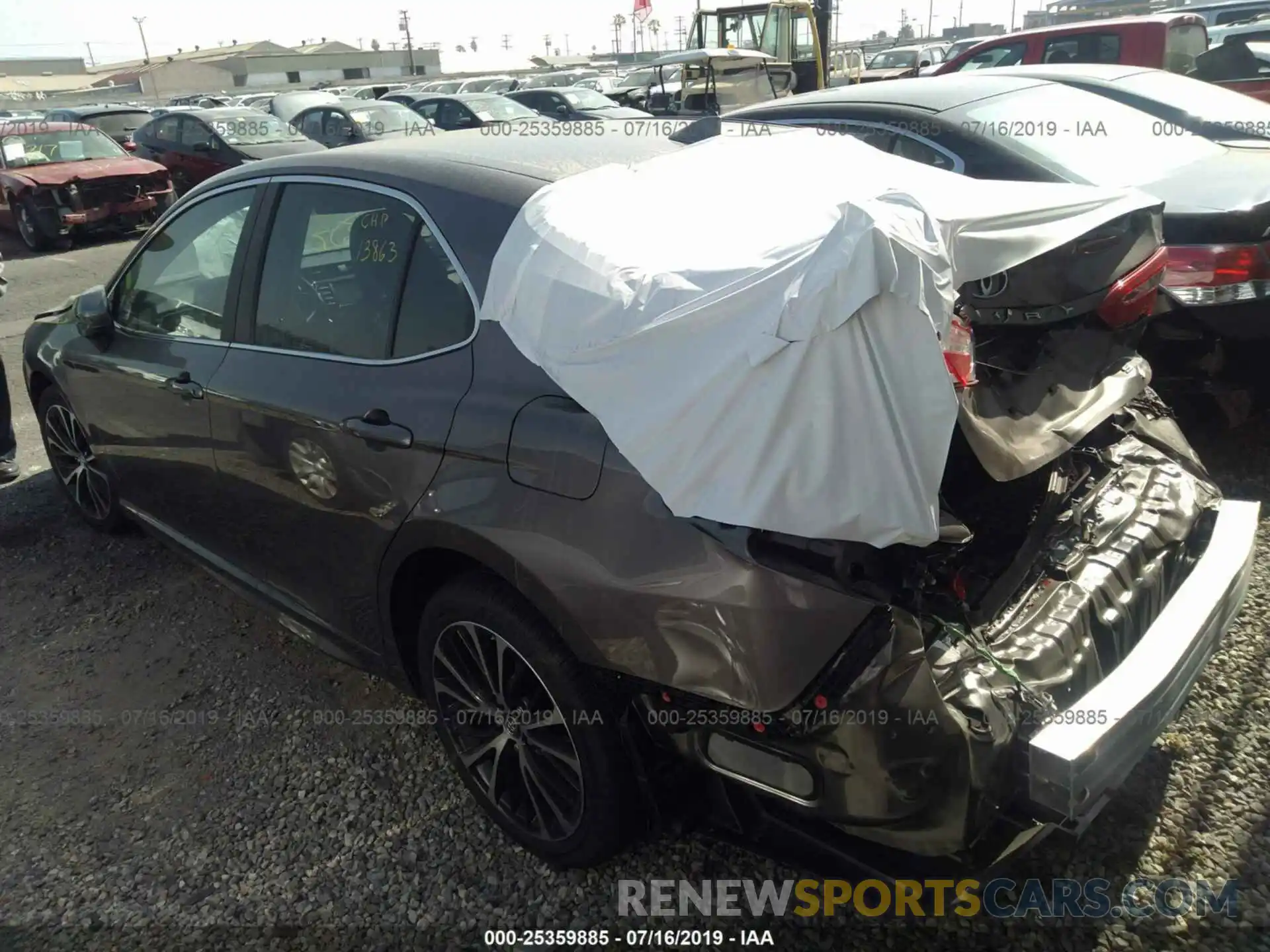 3 Photograph of a damaged car 4T1B11HKXKU782753 TOYOTA CAMRY 2019