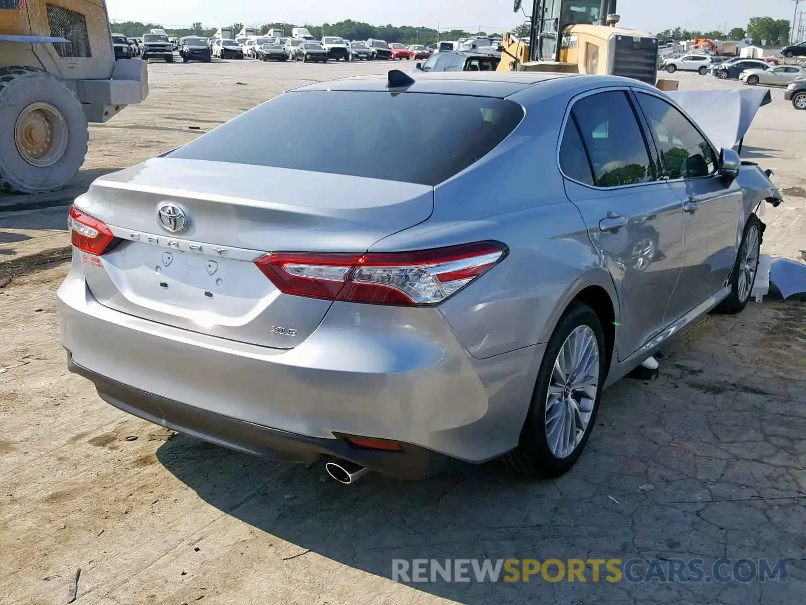 4 Photograph of a damaged car 4T1B11HKXKU783479 TOYOTA CAMRY 2019