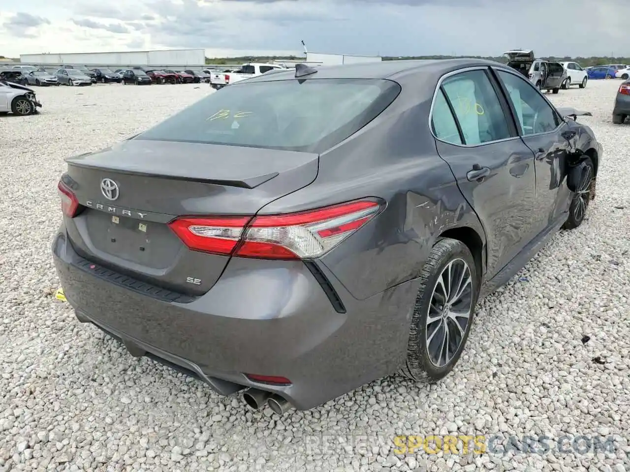 4 Photograph of a damaged car 4T1B11HKXKU783546 TOYOTA CAMRY 2019