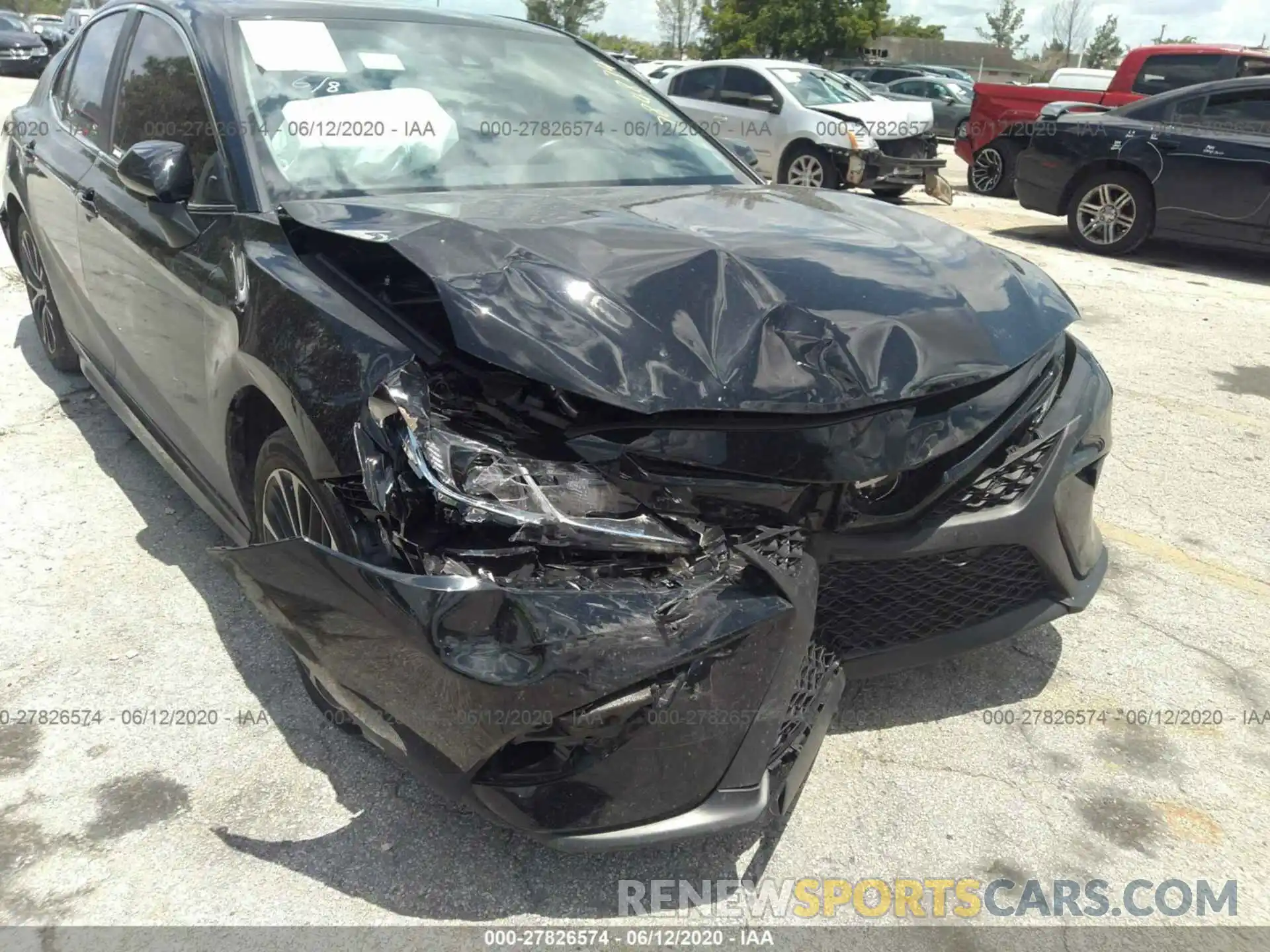 6 Photograph of a damaged car 4T1B11HKXKU784874 TOYOTA CAMRY 2019