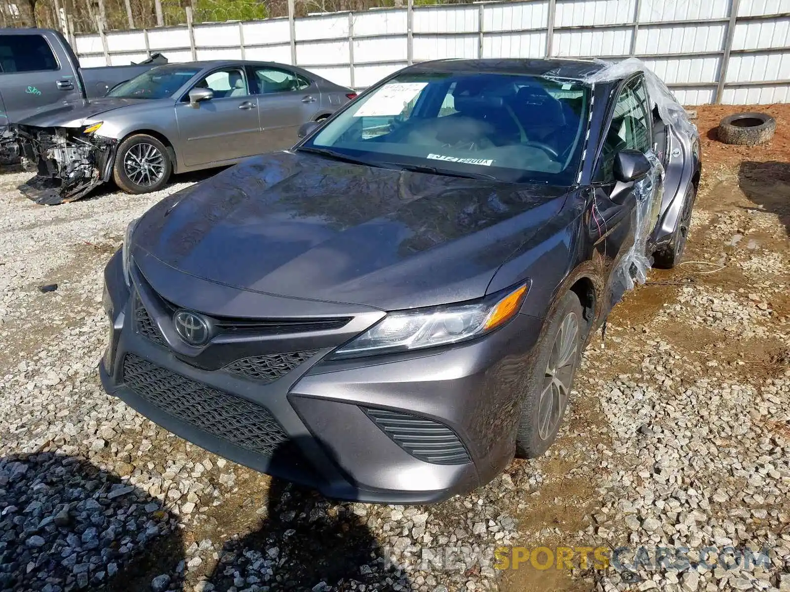 2 Photograph of a damaged car 4T1B11HKXKU784938 TOYOTA CAMRY 2019