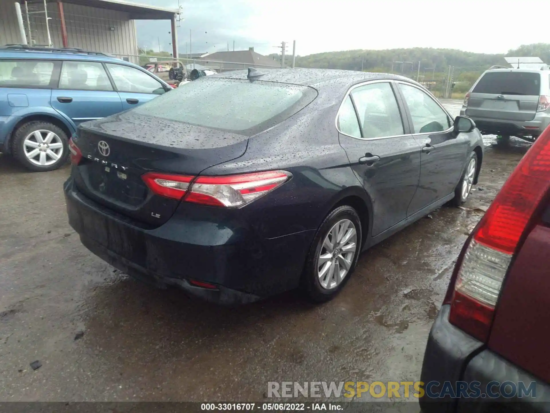 4 Photograph of a damaged car 4T1B11HKXKU785944 TOYOTA CAMRY 2019