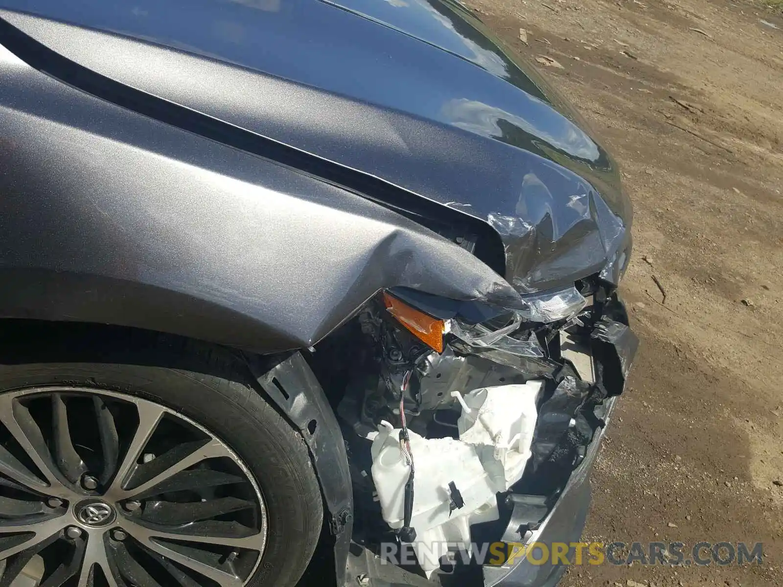 9 Photograph of a damaged car 4T1B11HKXKU788634 TOYOTA CAMRY 2019