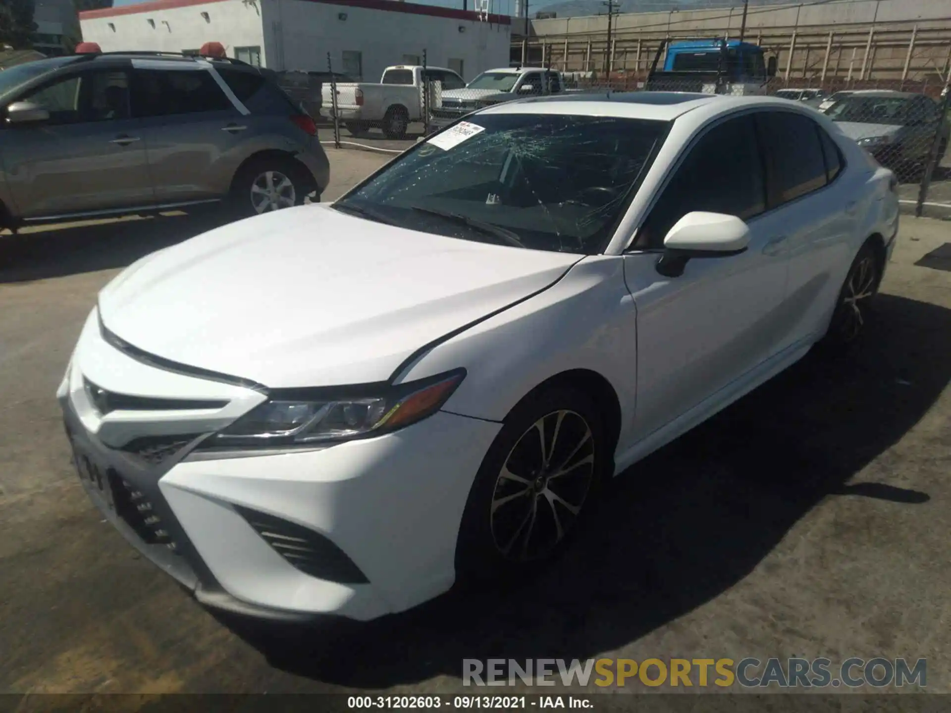 2 Photograph of a damaged car 4T1B11HKXKU789041 TOYOTA CAMRY 2019