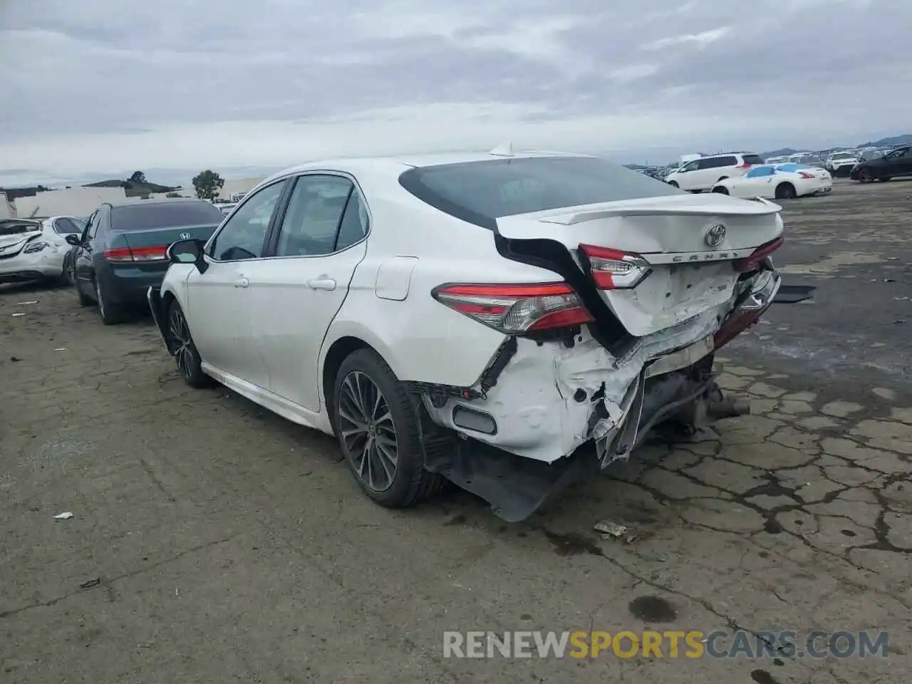 2 Photograph of a damaged car 4T1B11HKXKU789248 TOYOTA CAMRY 2019