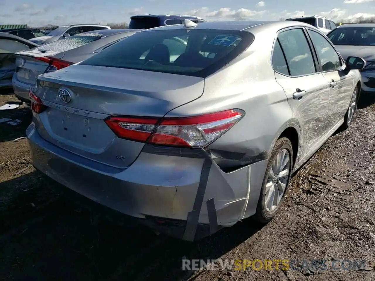 4 Фотография поврежденного автомобиля 4T1B11HKXKU789430 TOYOTA CAMRY 2019