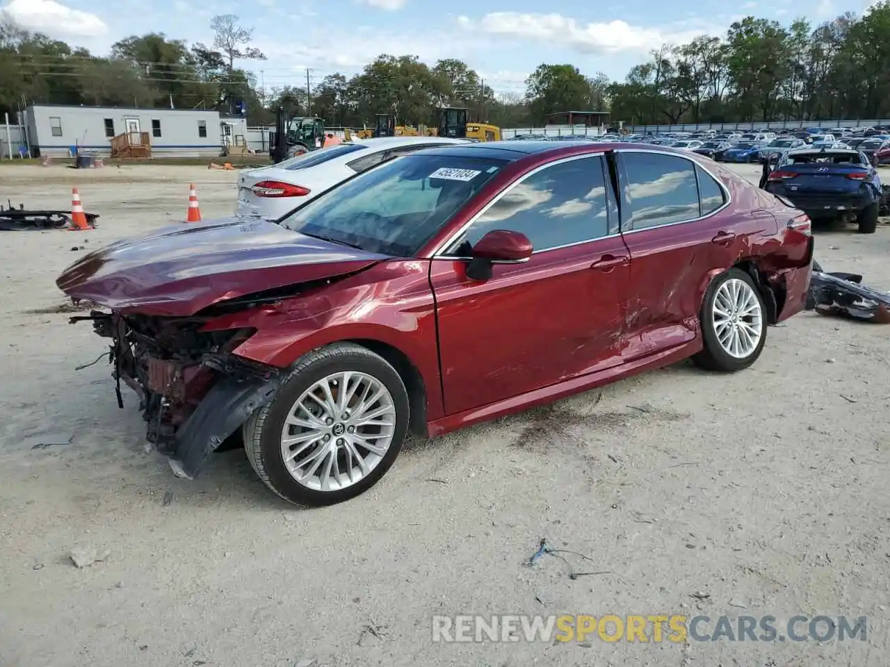 1 Photograph of a damaged car 4T1B11HKXKU790500 TOYOTA CAMRY 2019