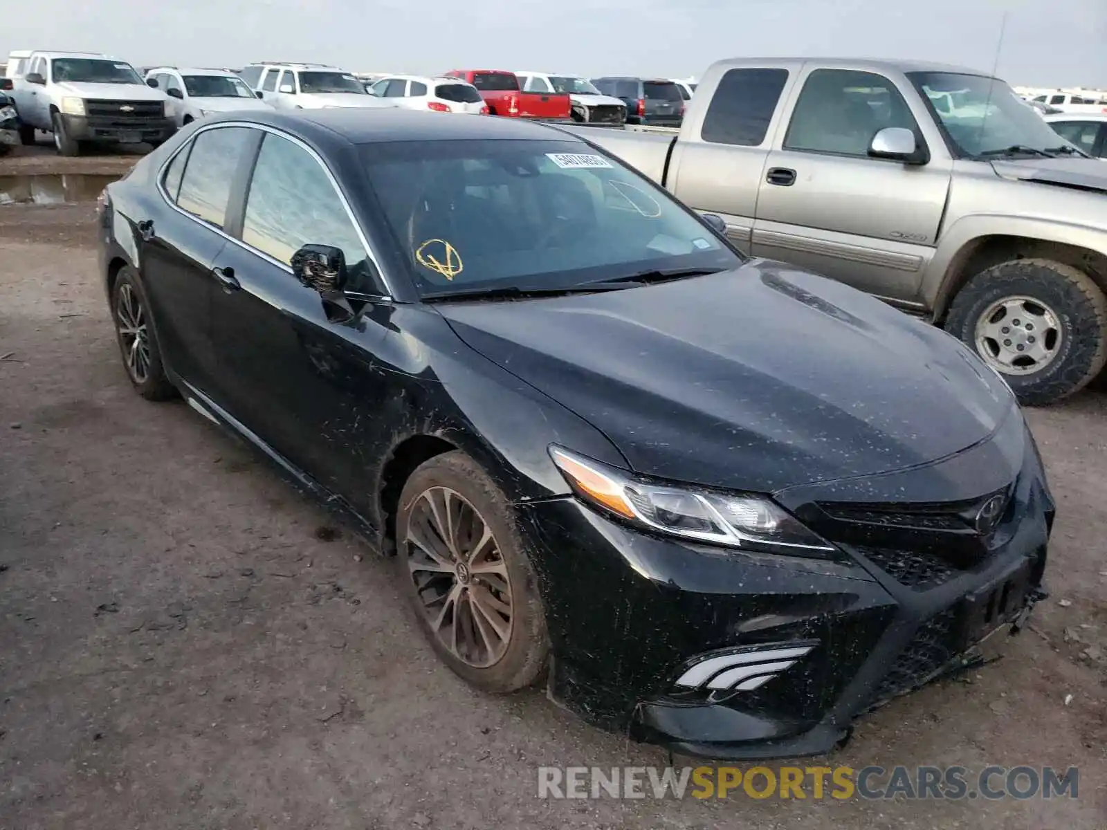 1 Photograph of a damaged car 4T1B11HKXKU790741 TOYOTA CAMRY 2019