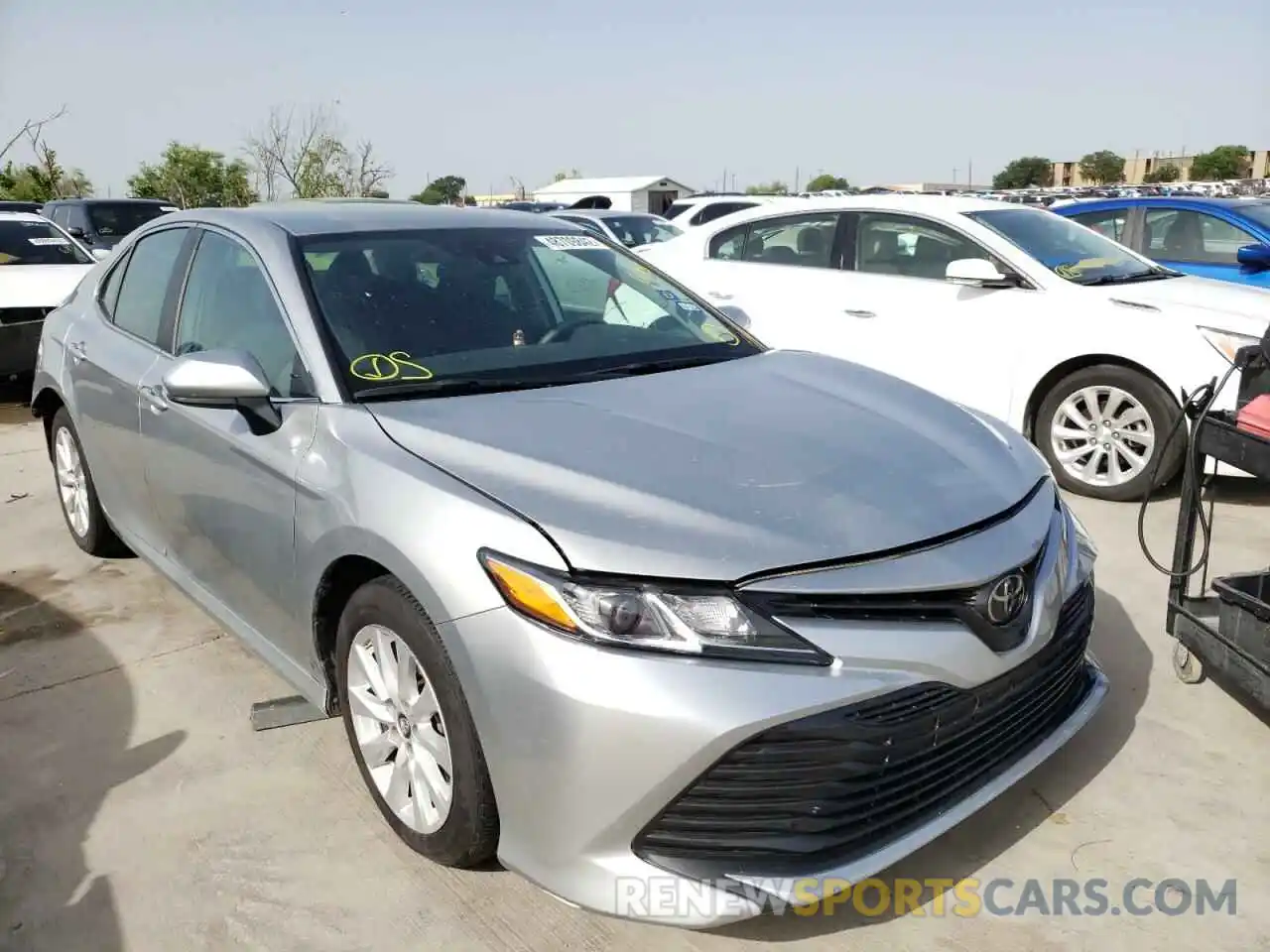 1 Photograph of a damaged car 4T1B11HKXKU790903 TOYOTA CAMRY 2019