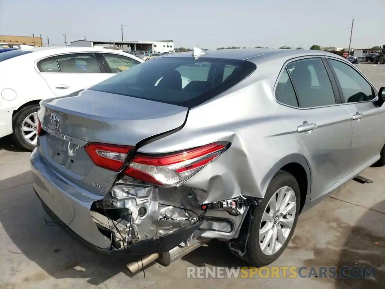 9 Photograph of a damaged car 4T1B11HKXKU790903 TOYOTA CAMRY 2019