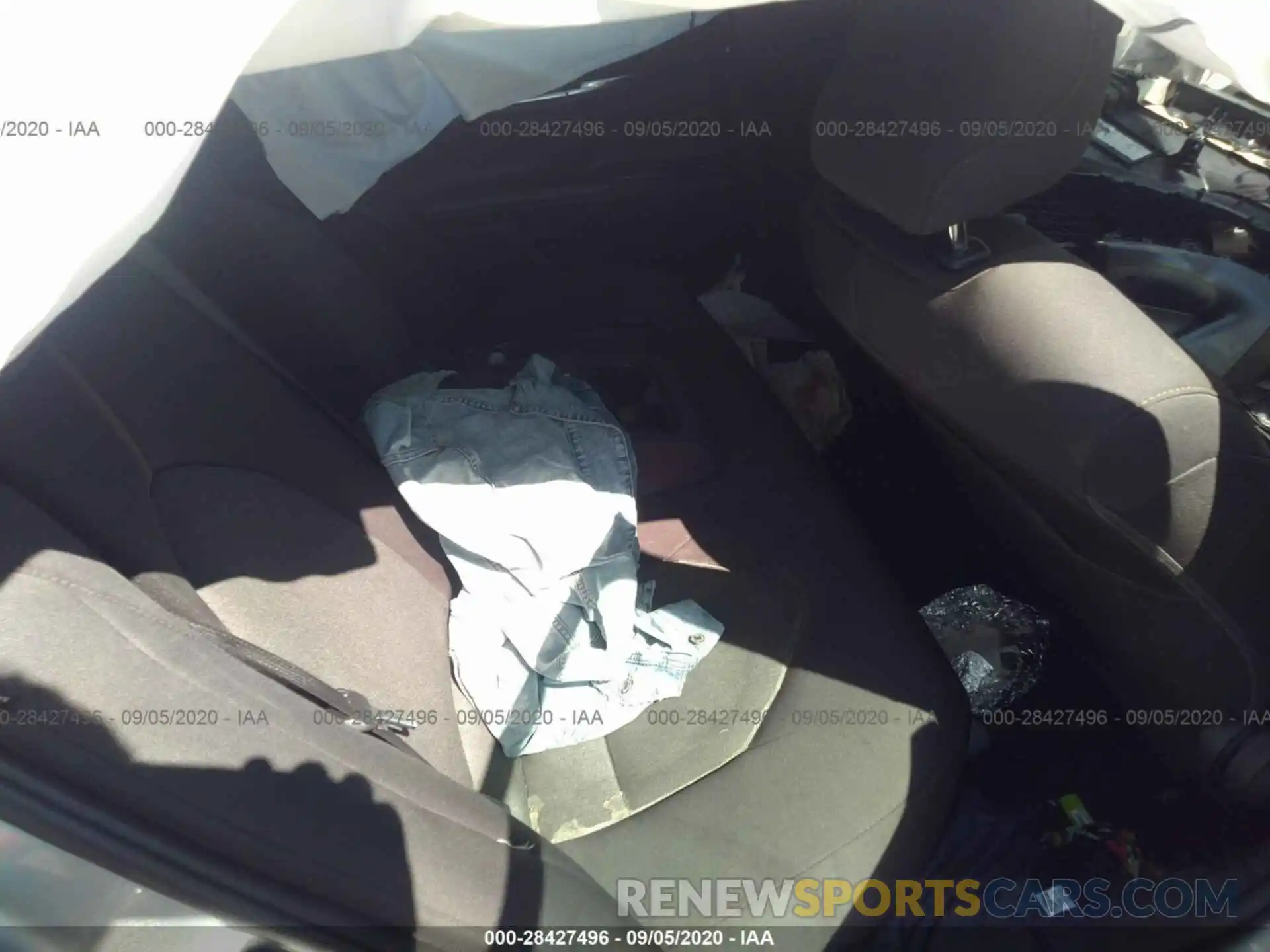 8 Photograph of a damaged car 4T1B11HKXKU792196 TOYOTA CAMRY 2019