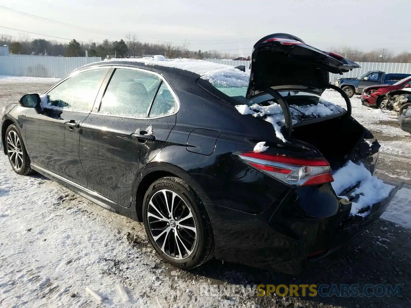 3 Photograph of a damaged car 4T1B11HKXKU797768 TOYOTA CAMRY 2019