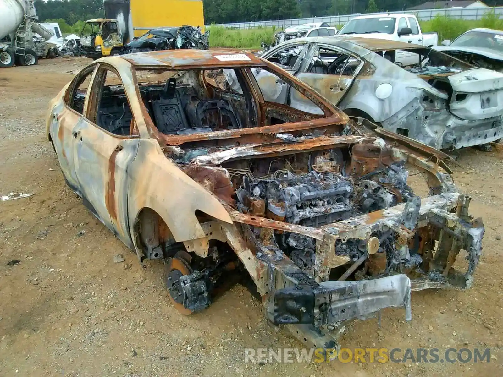 1 Photograph of a damaged car 4T1B11HKXKU798645 TOYOTA CAMRY 2019