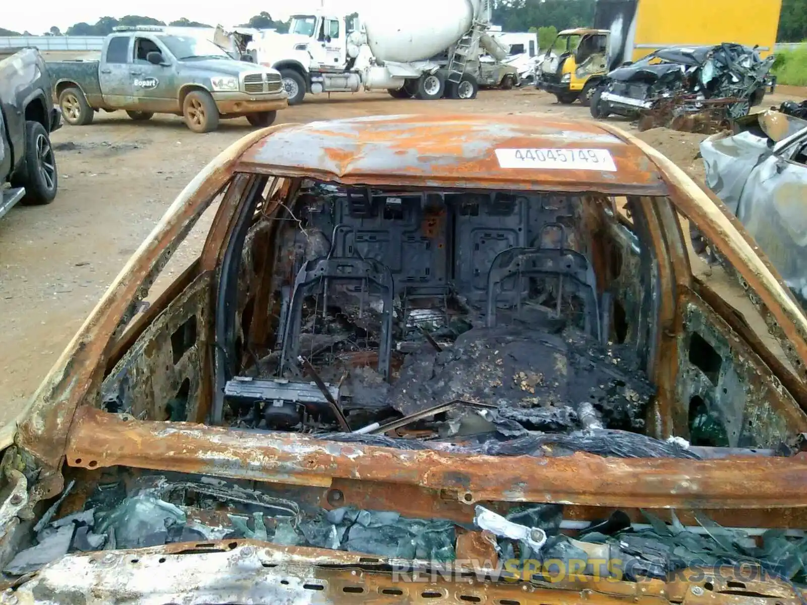 10 Photograph of a damaged car 4T1B11HKXKU798645 TOYOTA CAMRY 2019