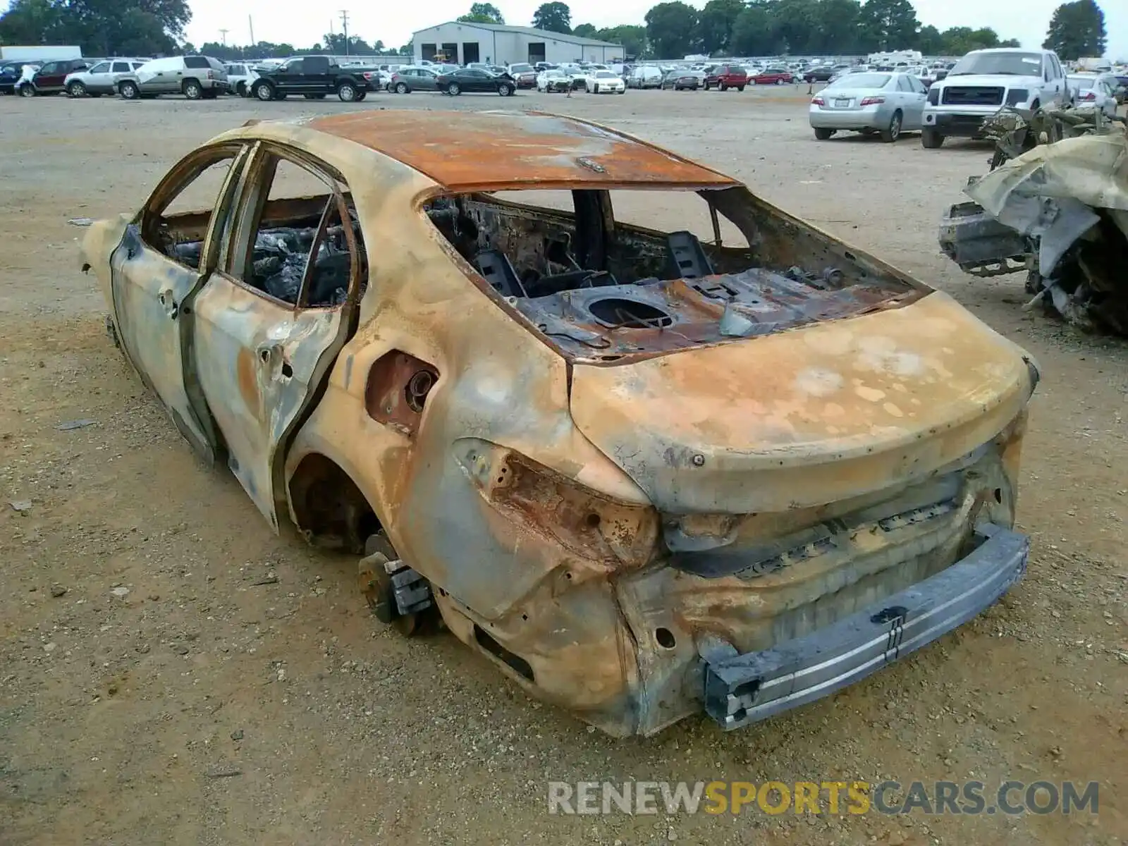 3 Photograph of a damaged car 4T1B11HKXKU798645 TOYOTA CAMRY 2019