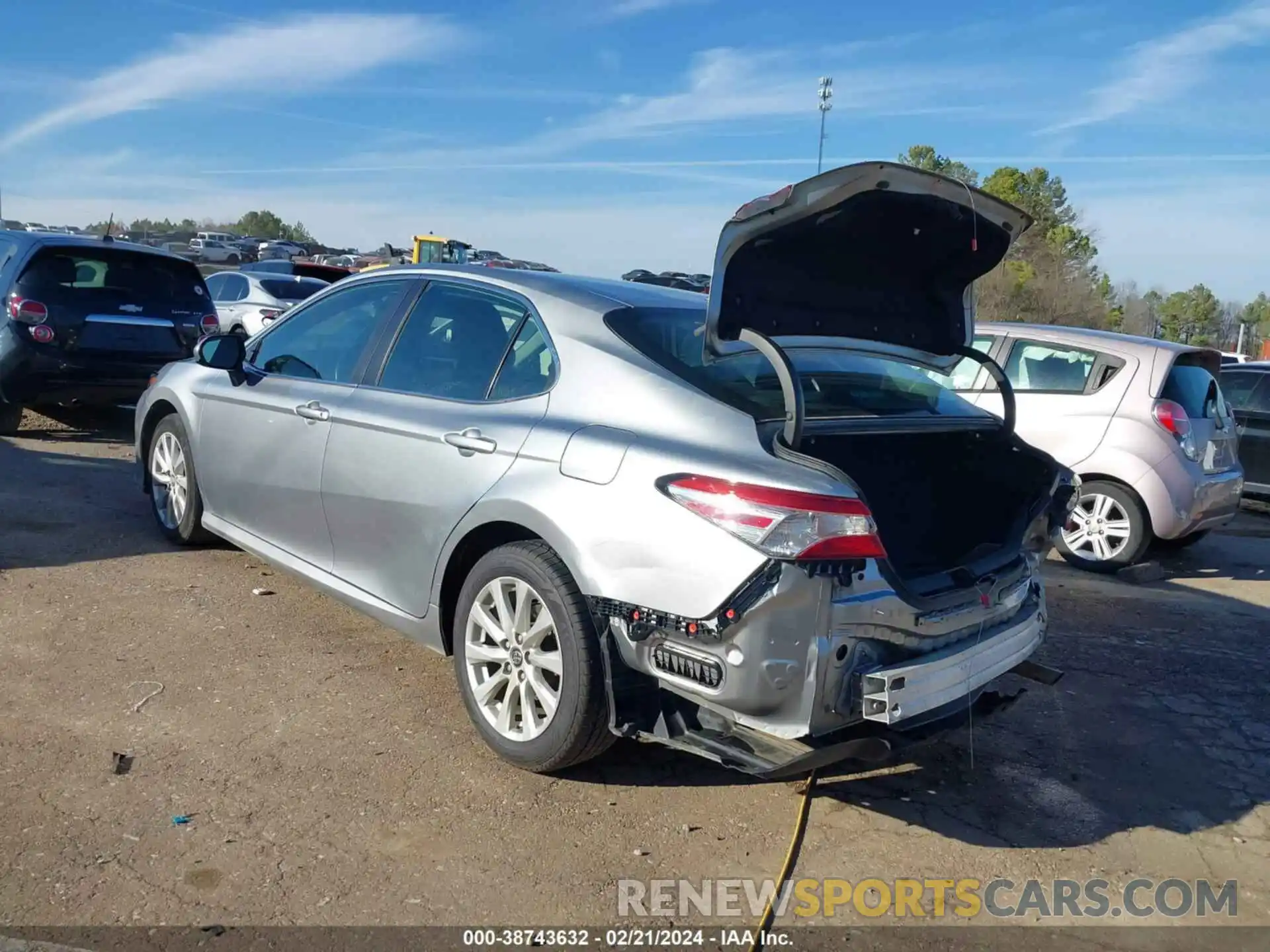 3 Photograph of a damaged car 4T1B11HKXKU801141 TOYOTA CAMRY 2019