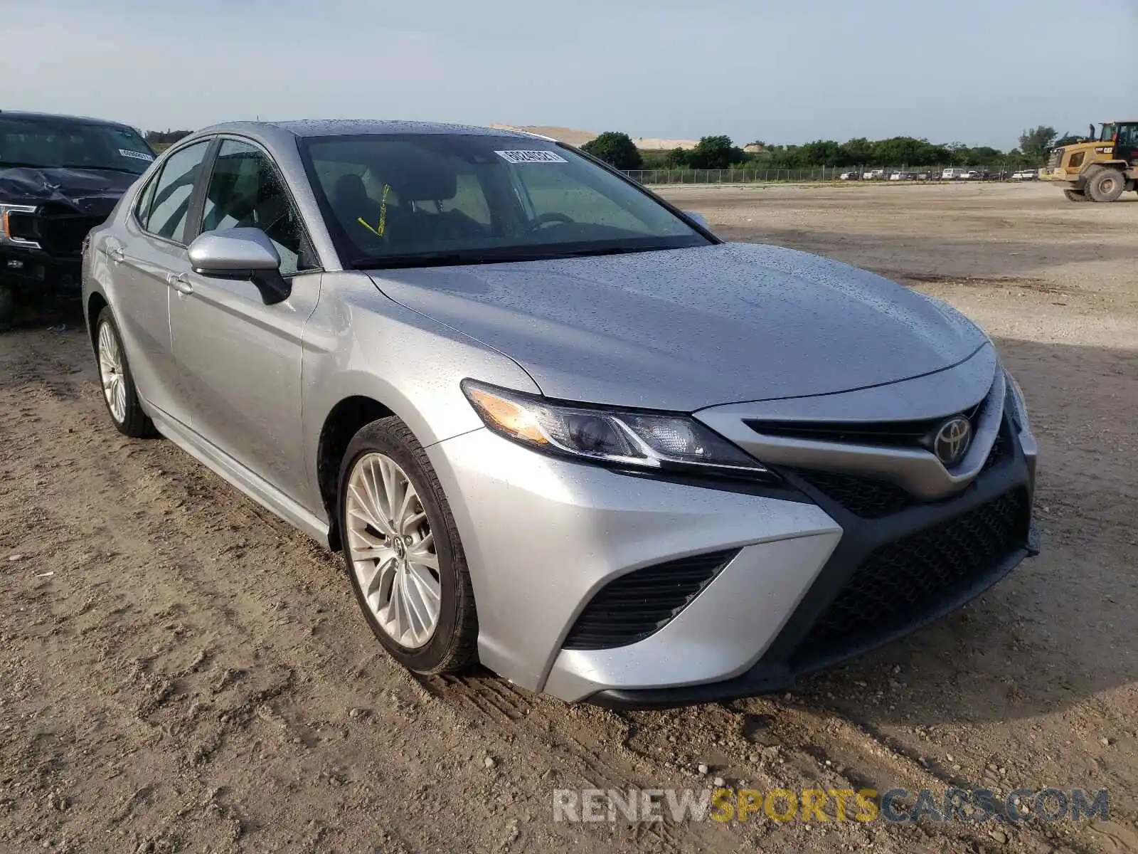 1 Photograph of a damaged car 4T1B11HKXKU801737 TOYOTA CAMRY 2019